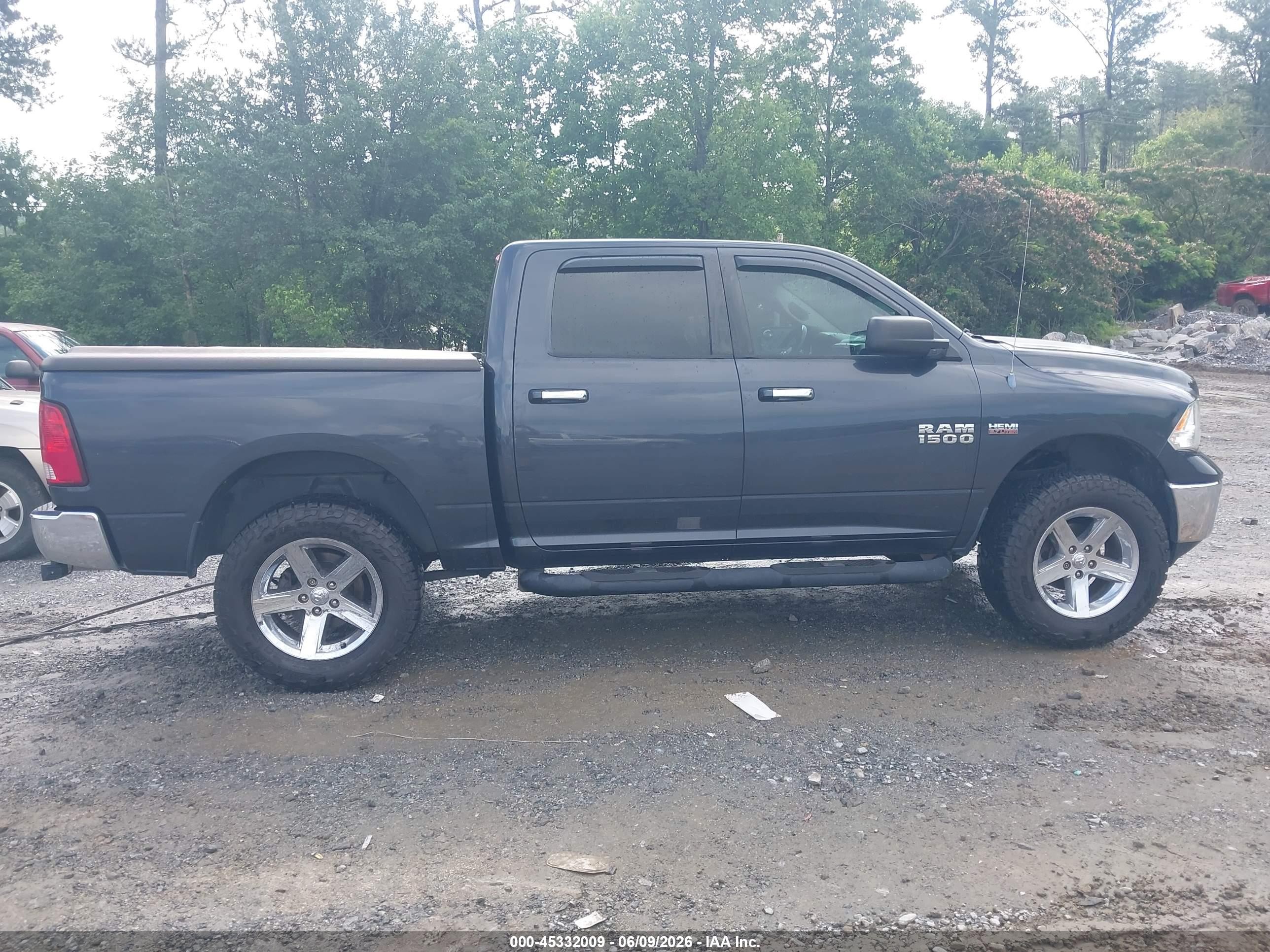 2014 Ram 1500 Big Horn Gray vin: 1C6RR6LT0ES160923