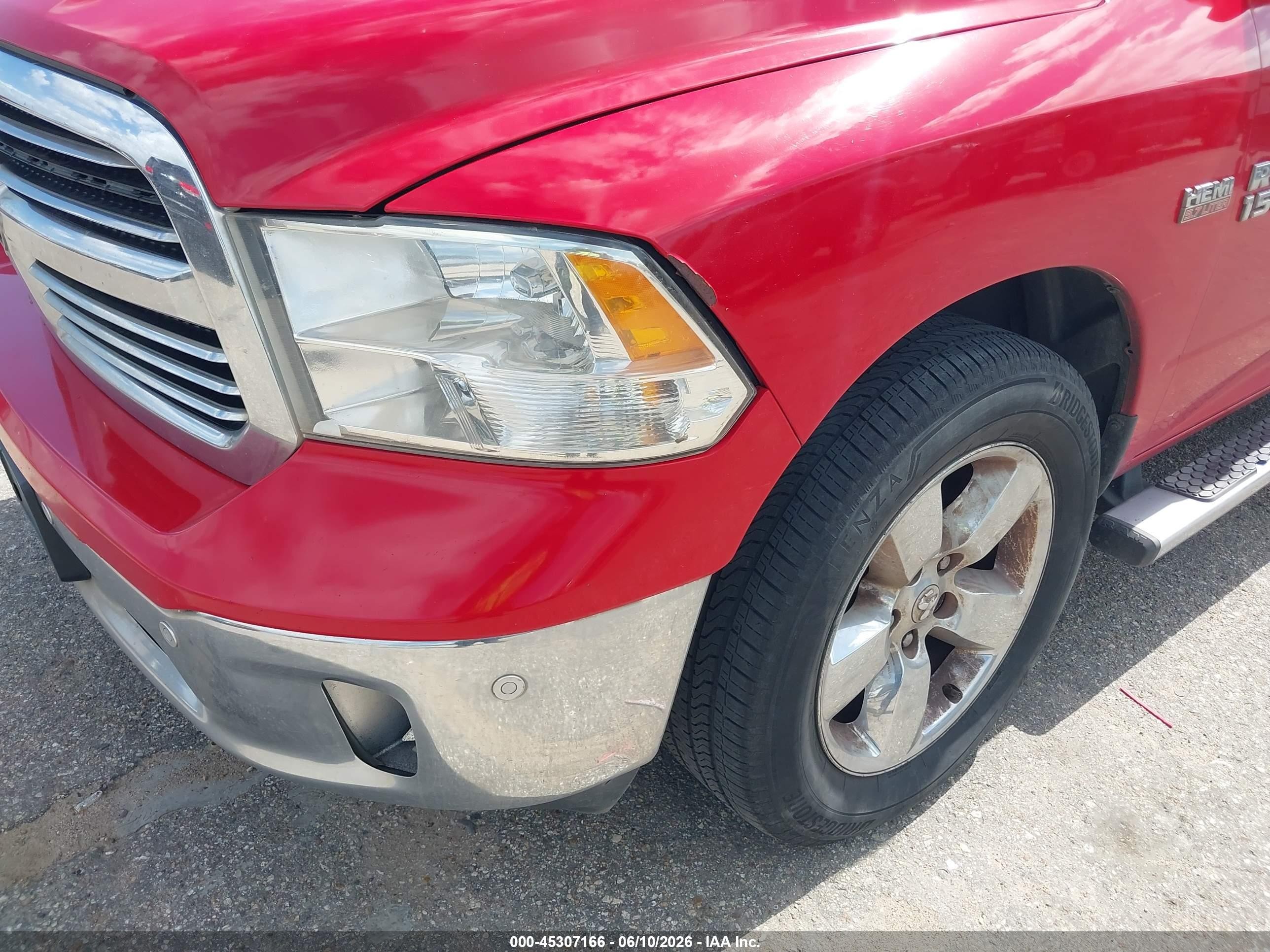 2015 Ram 1500 Lone Star Red vin: 1C6RR6LT0FS567206
