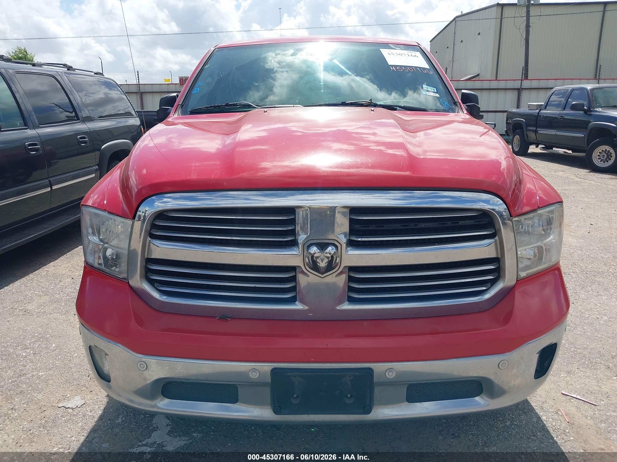 2015 Ram 1500 Lone Star Red vin: 1C6RR6LT0FS567206