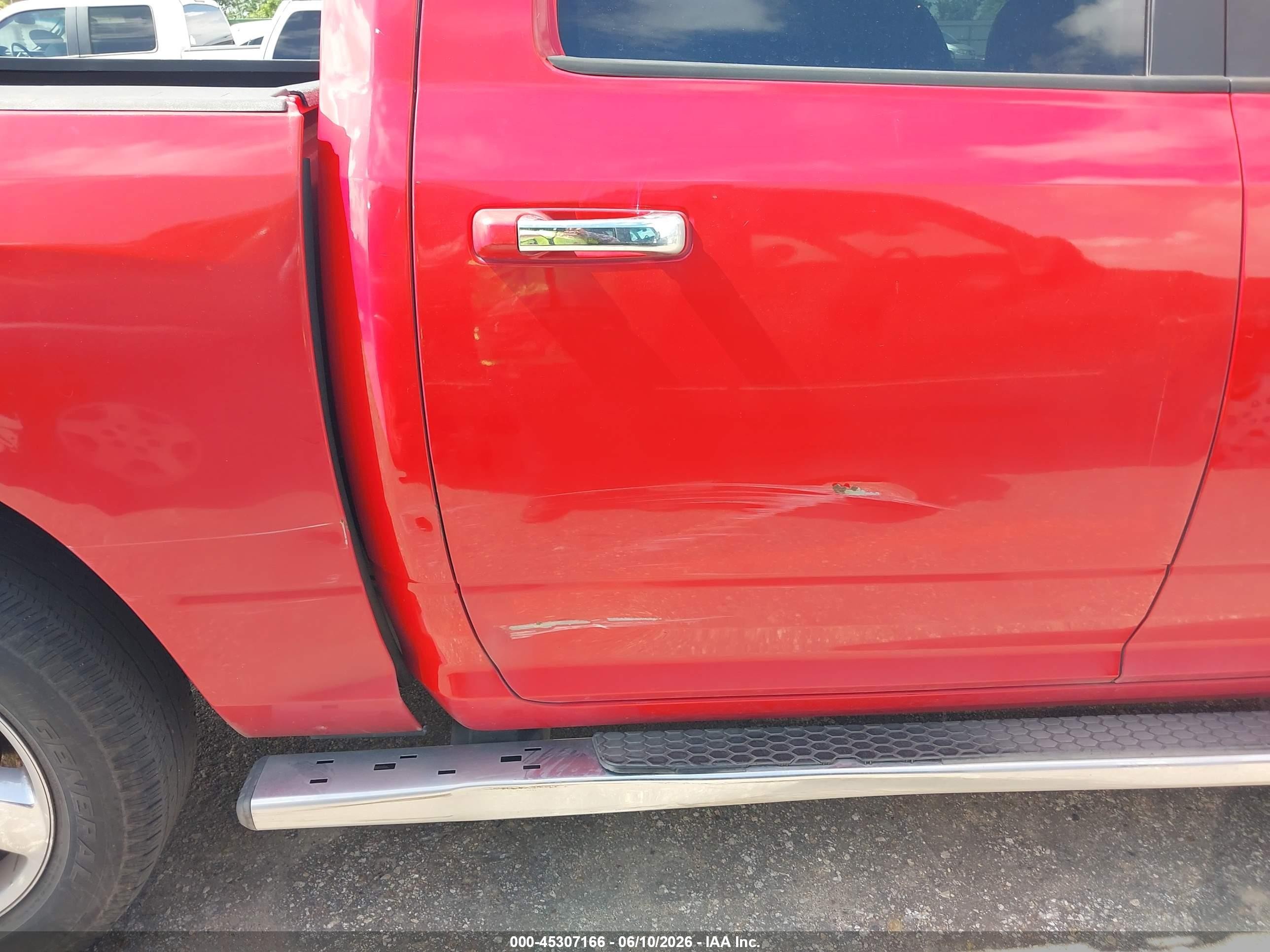 2015 Ram 1500 Lone Star Red vin: 1C6RR6LT0FS567206