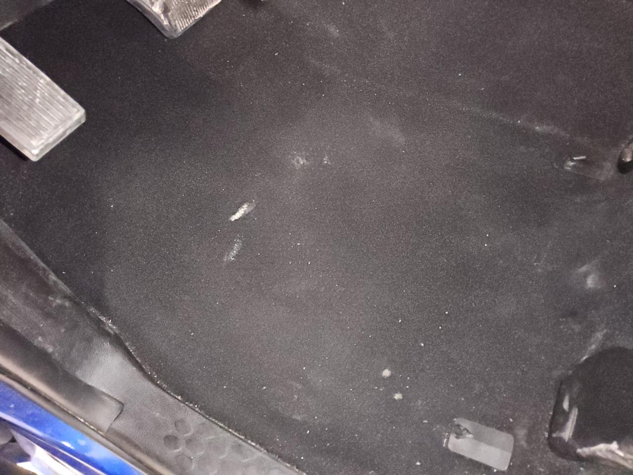 2018 Ram 1500 Slt Blue vin: 1C6RR6LT0JS334130 Damage: Left Front Carpet, Worn, Replacement Required