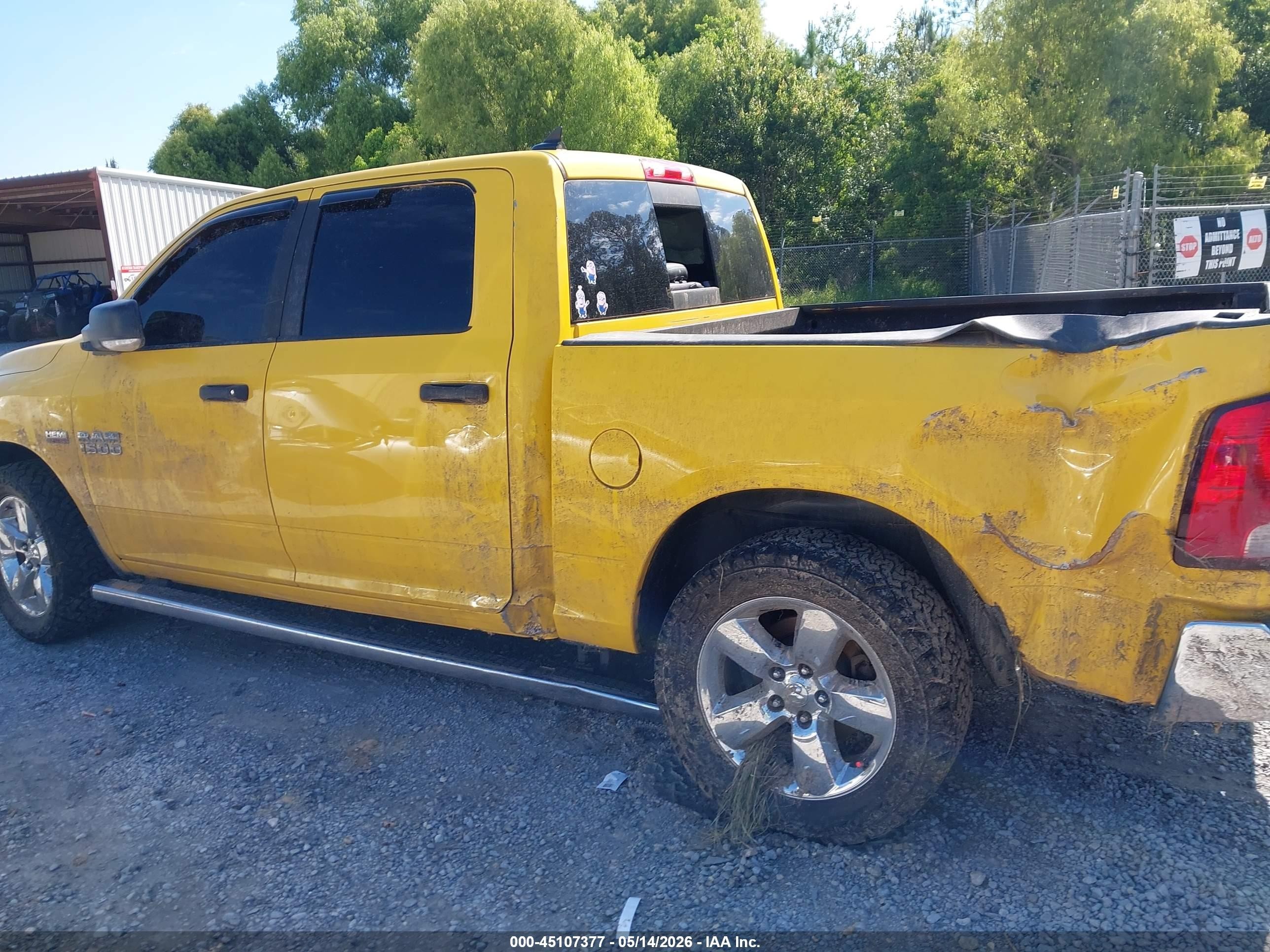 2015 Ram 1500 Big Horn Желтый vin: 1C6RR6LT1FS658548