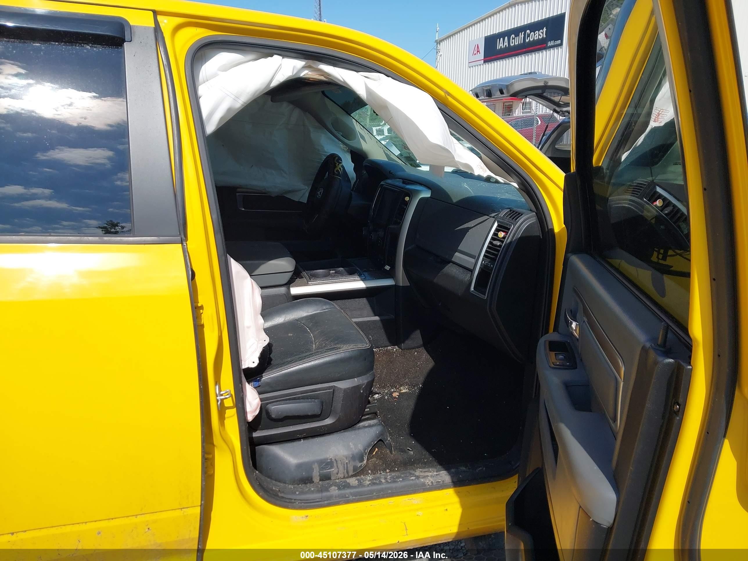 2015 Ram 1500 Big Horn Желтый vin: 1C6RR6LT1FS658548