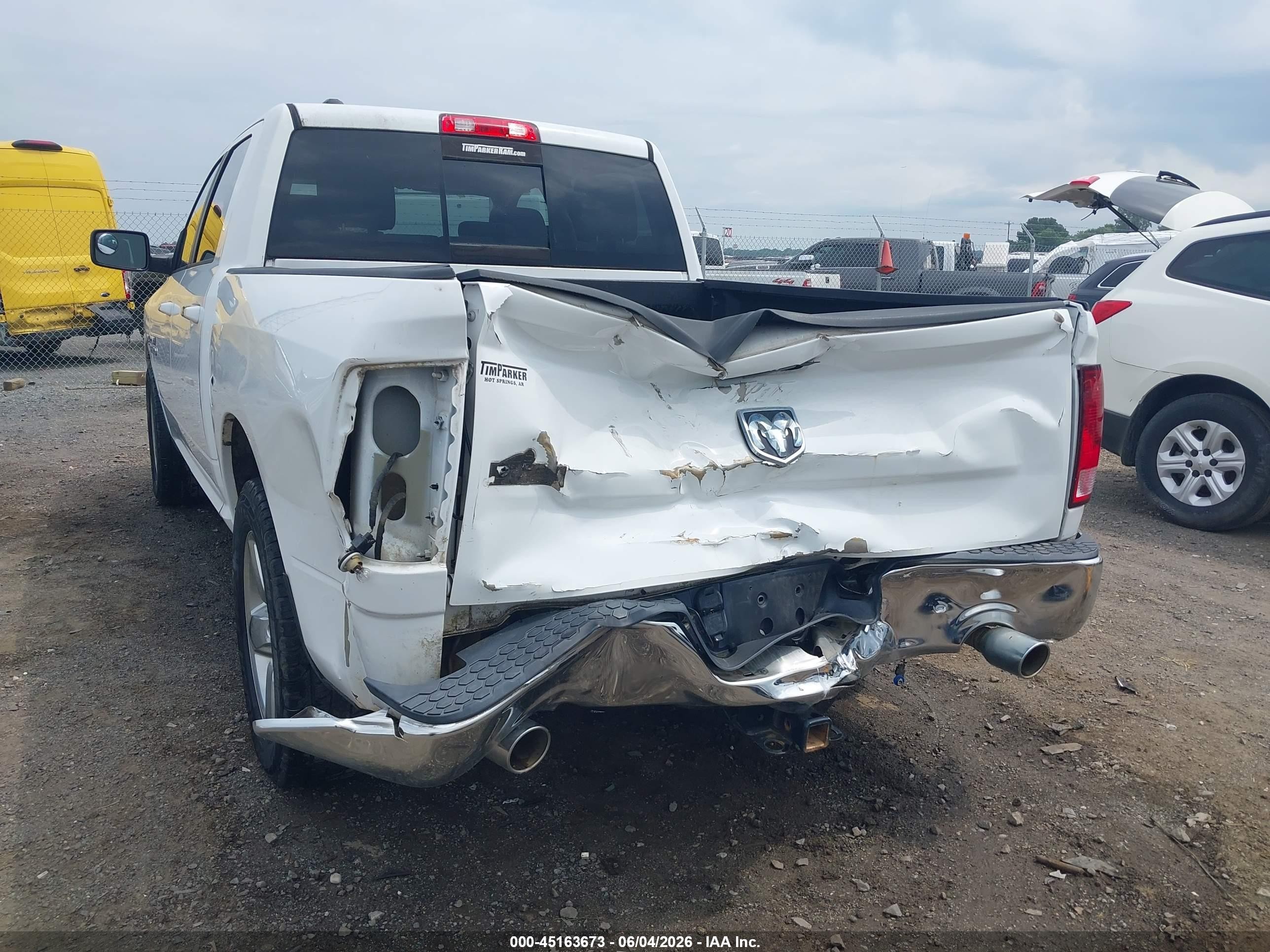2015 Ram 1500 Big Horn White vin: 1C6RR6LT1FS677228