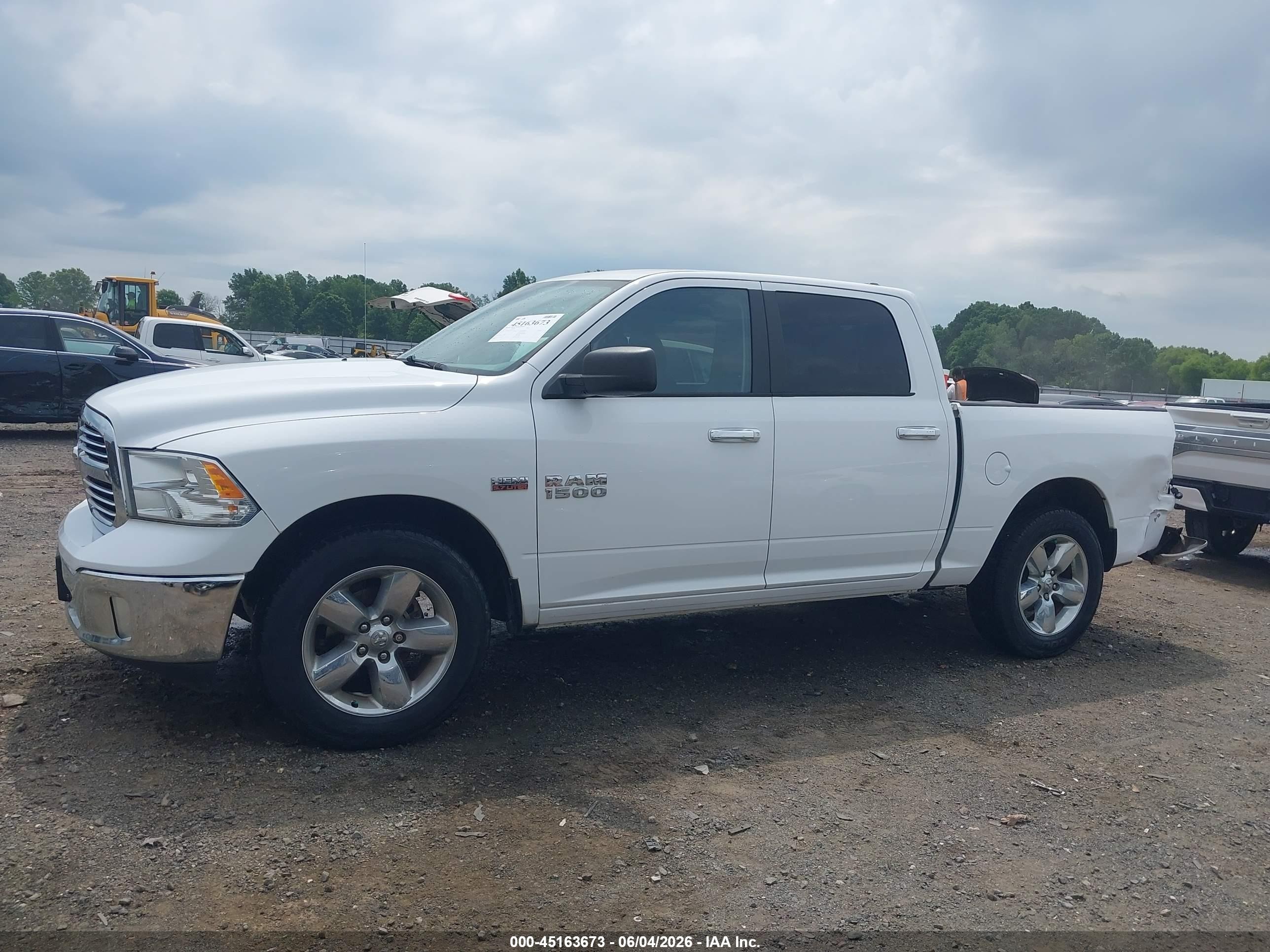 2015 Ram 1500 Big Horn White vin: 1C6RR6LT1FS677228