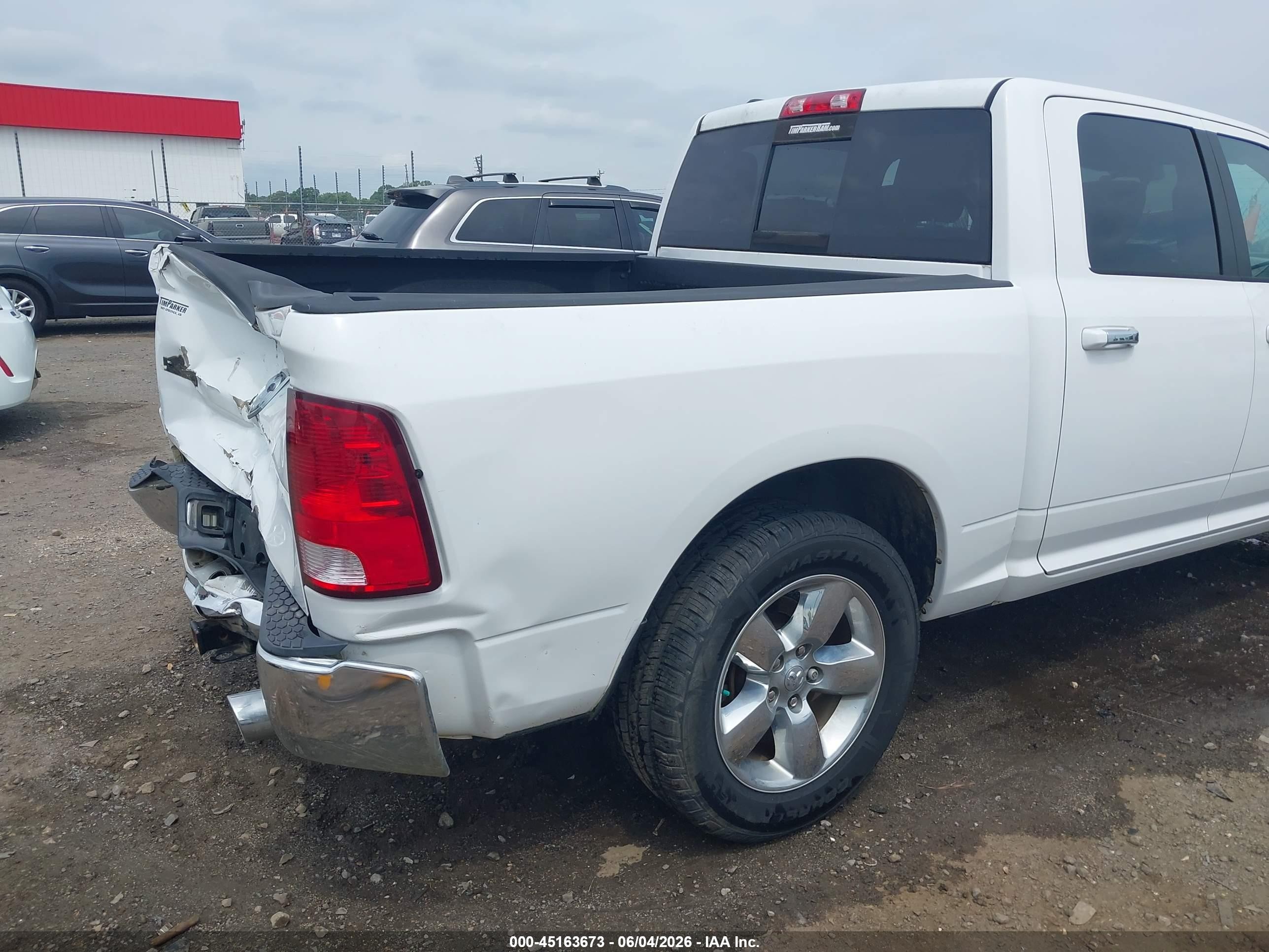 2015 Ram 1500 Big Horn White vin: 1C6RR6LT1FS677228