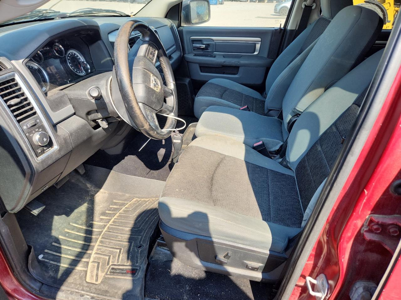 2013 Ram Ram Pickup 1500 Burgundy vin: 1C6RR6LT2DS509921