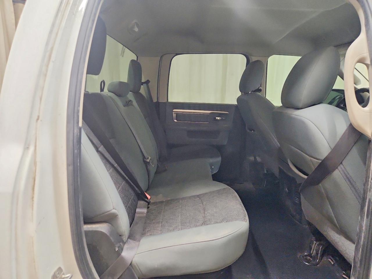 2019 Ram 1500 Classic Slt White vin: 1C6RR6LT2KS627058