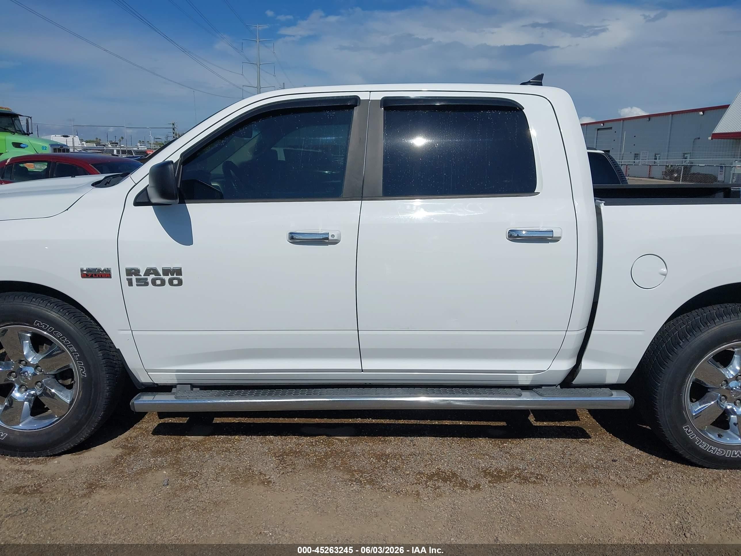 2013 Ram 1500 Big Horn White vin: 1C6RR6LT3DS573269