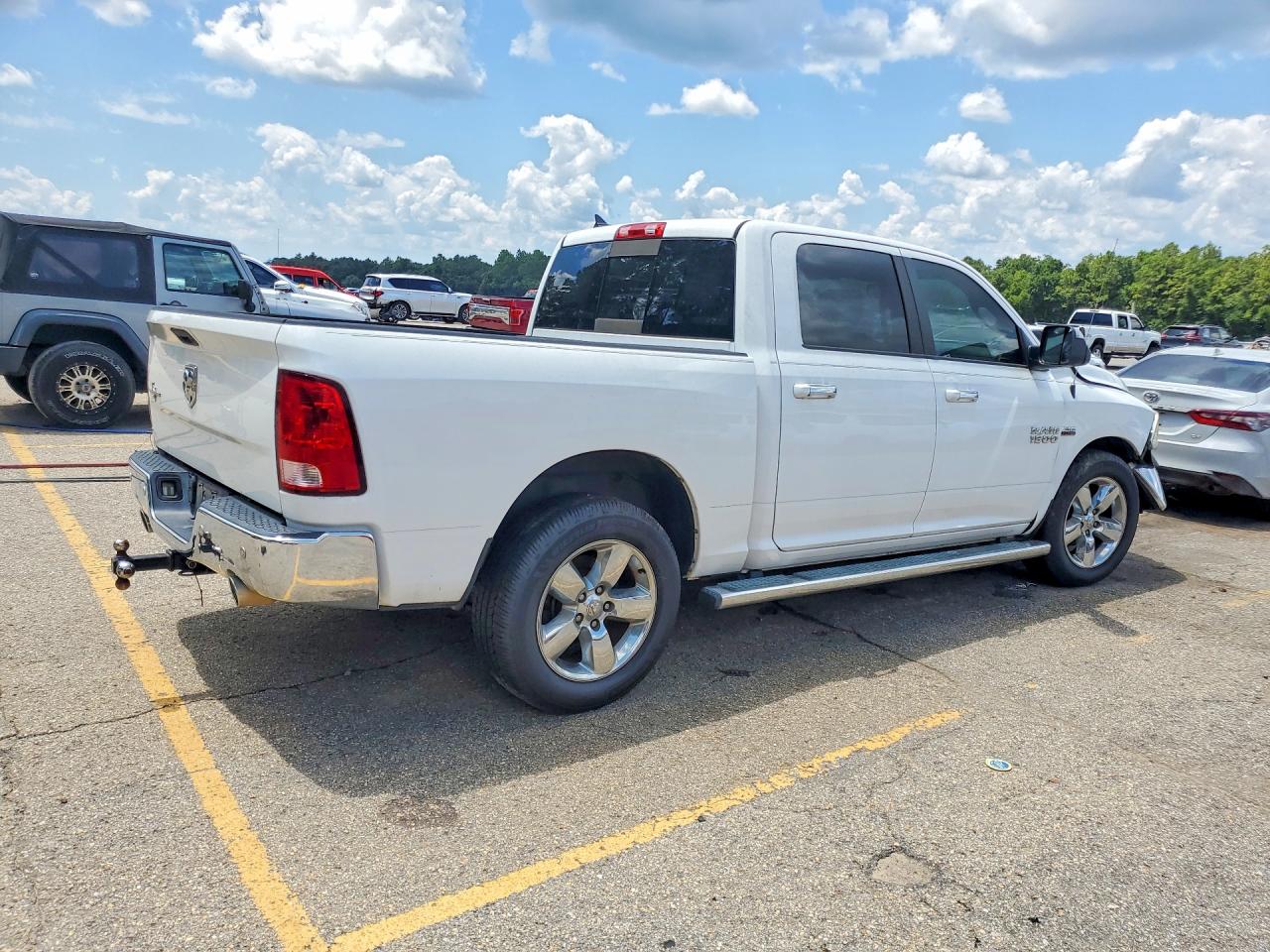 2014 Ram 1500 Slt White vin: 1C6RR6LT4ES228849