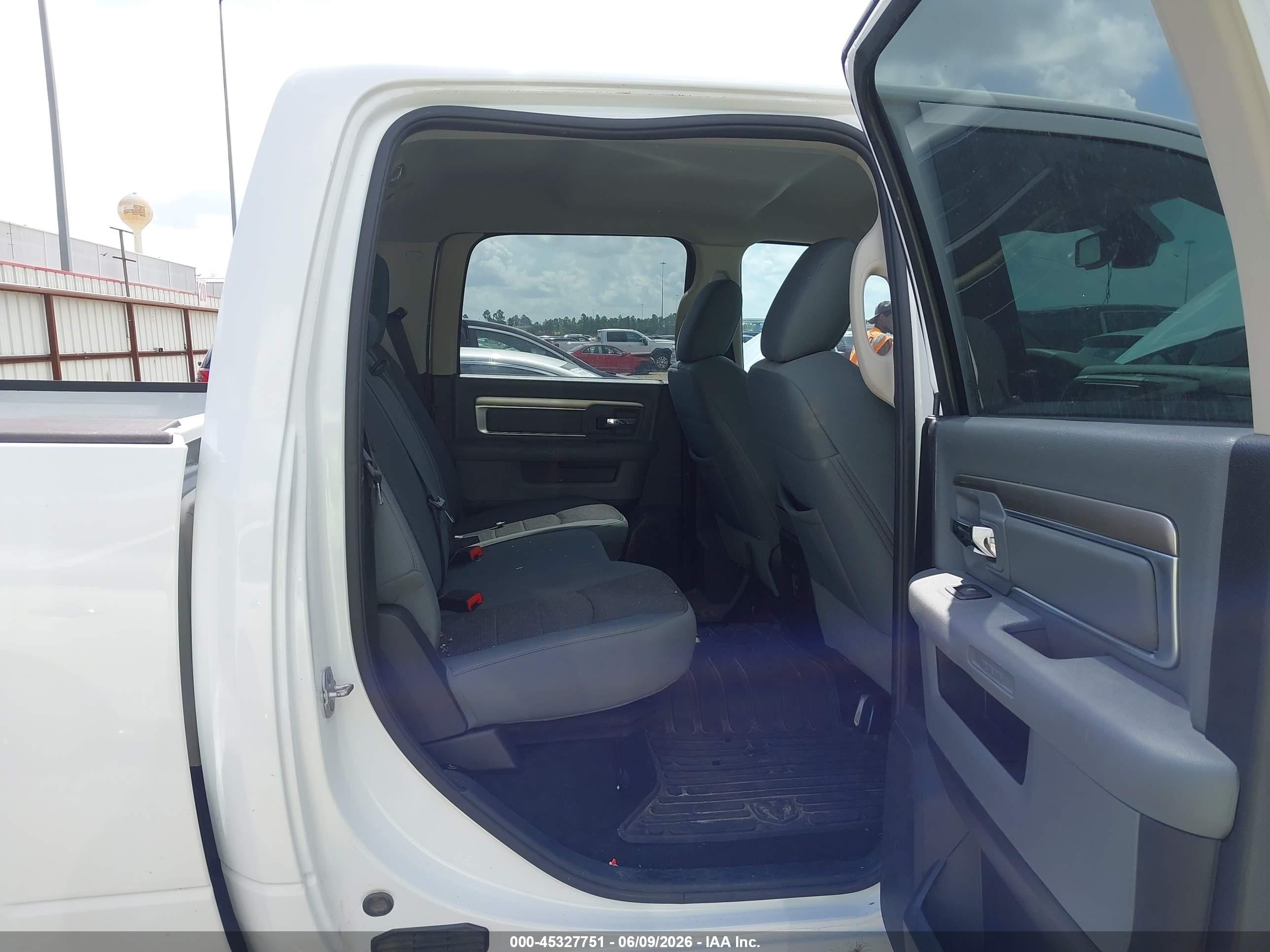 2014 Ram 1500 Lone Star White vin: 1C6RR6LT4ES455717