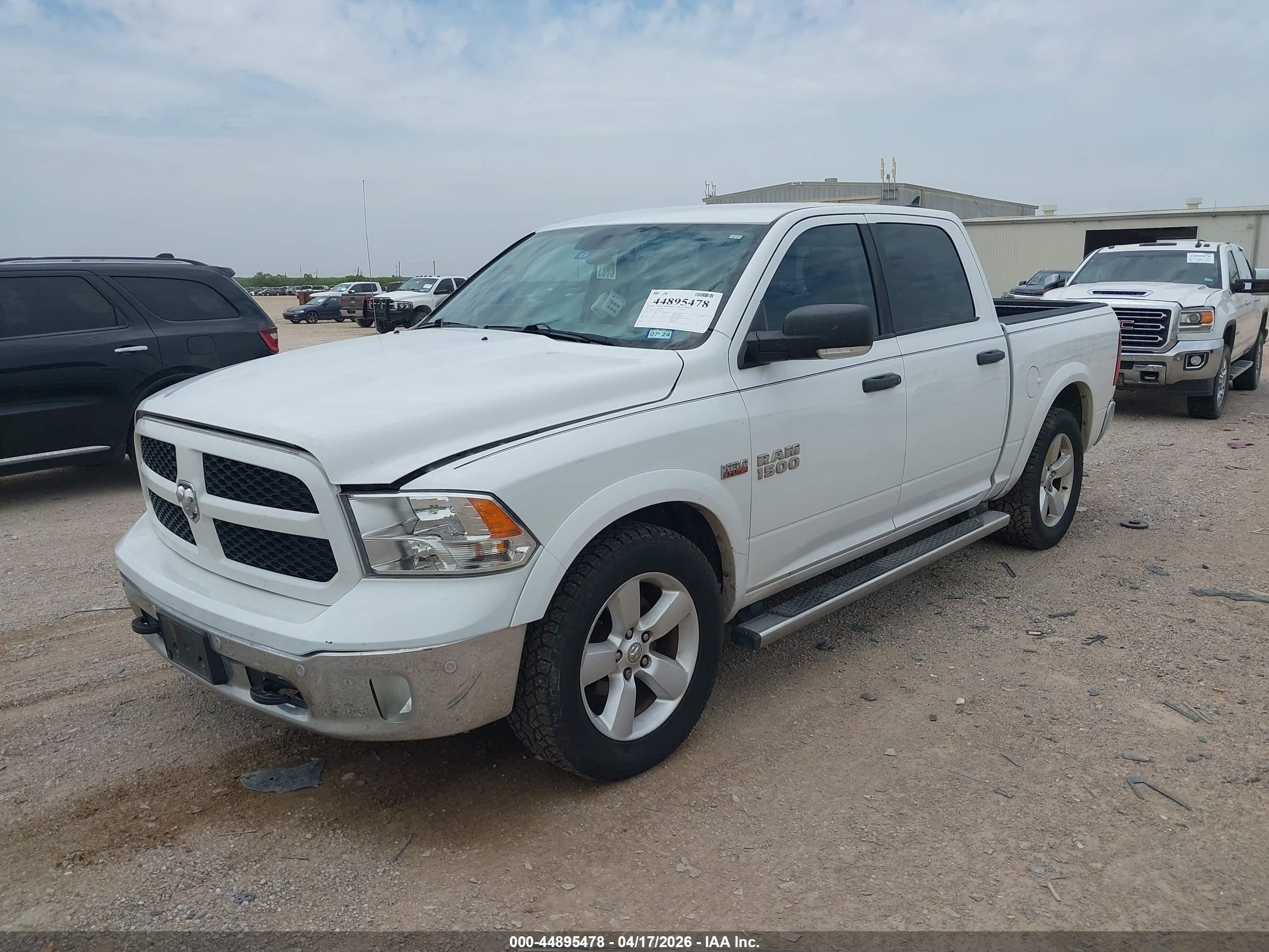 2015 Ram 1500 Outdoorsman White vin: 1C6RR6LT4FS639704