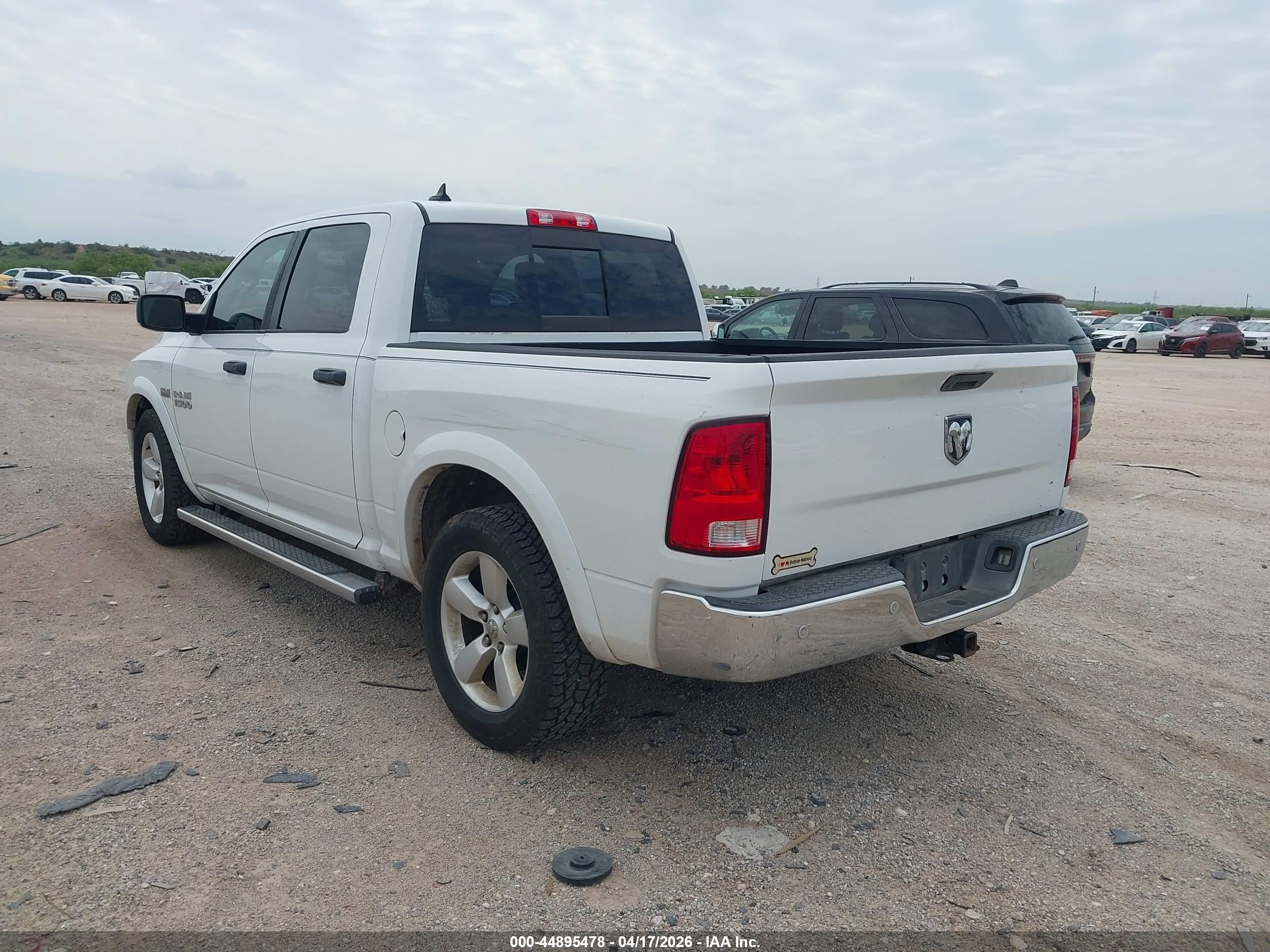 2015 Ram 1500 Outdoorsman White vin: 1C6RR6LT4FS639704