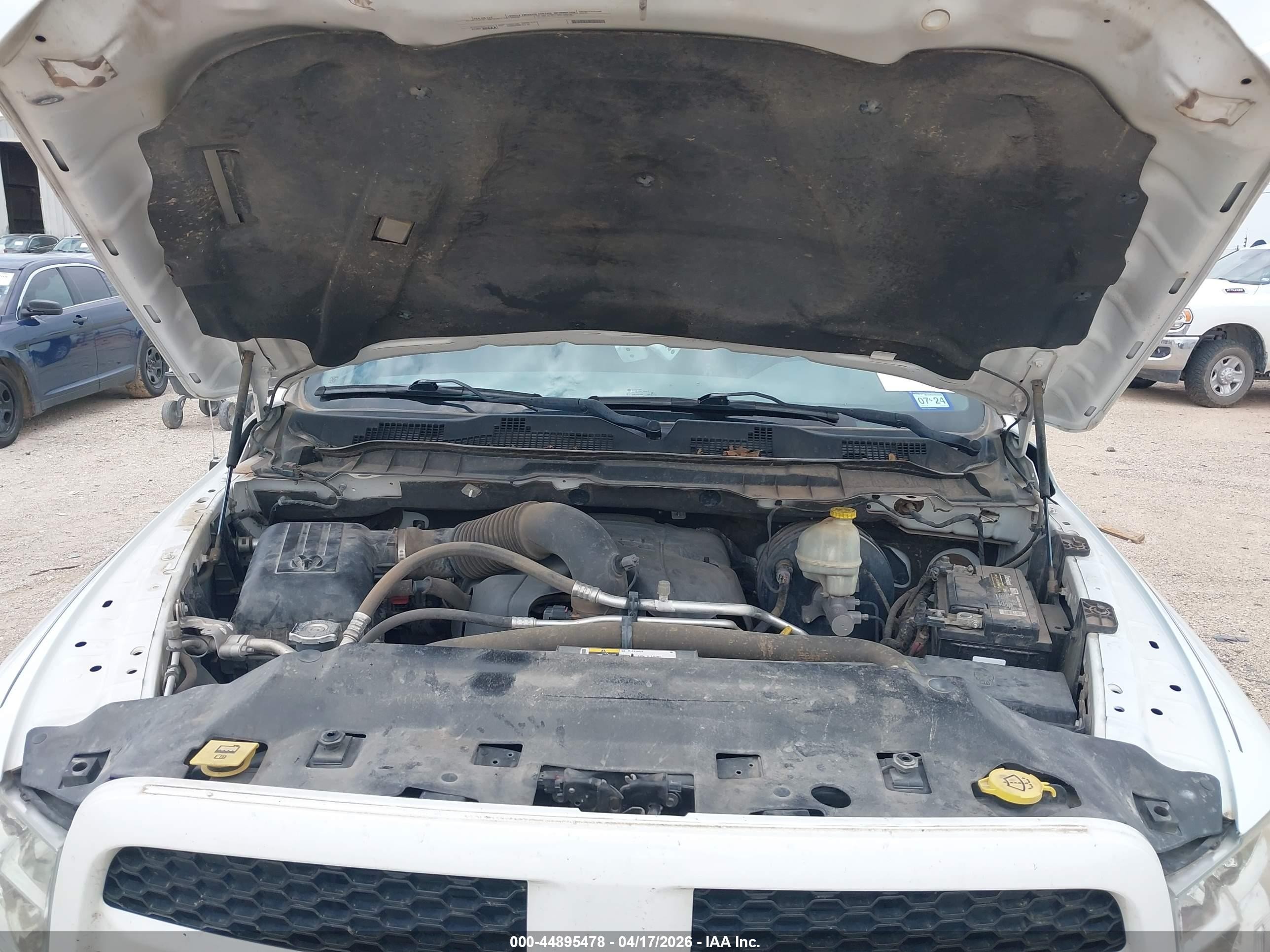 2015 Ram 1500 Outdoorsman White vin: 1C6RR6LT4FS639704