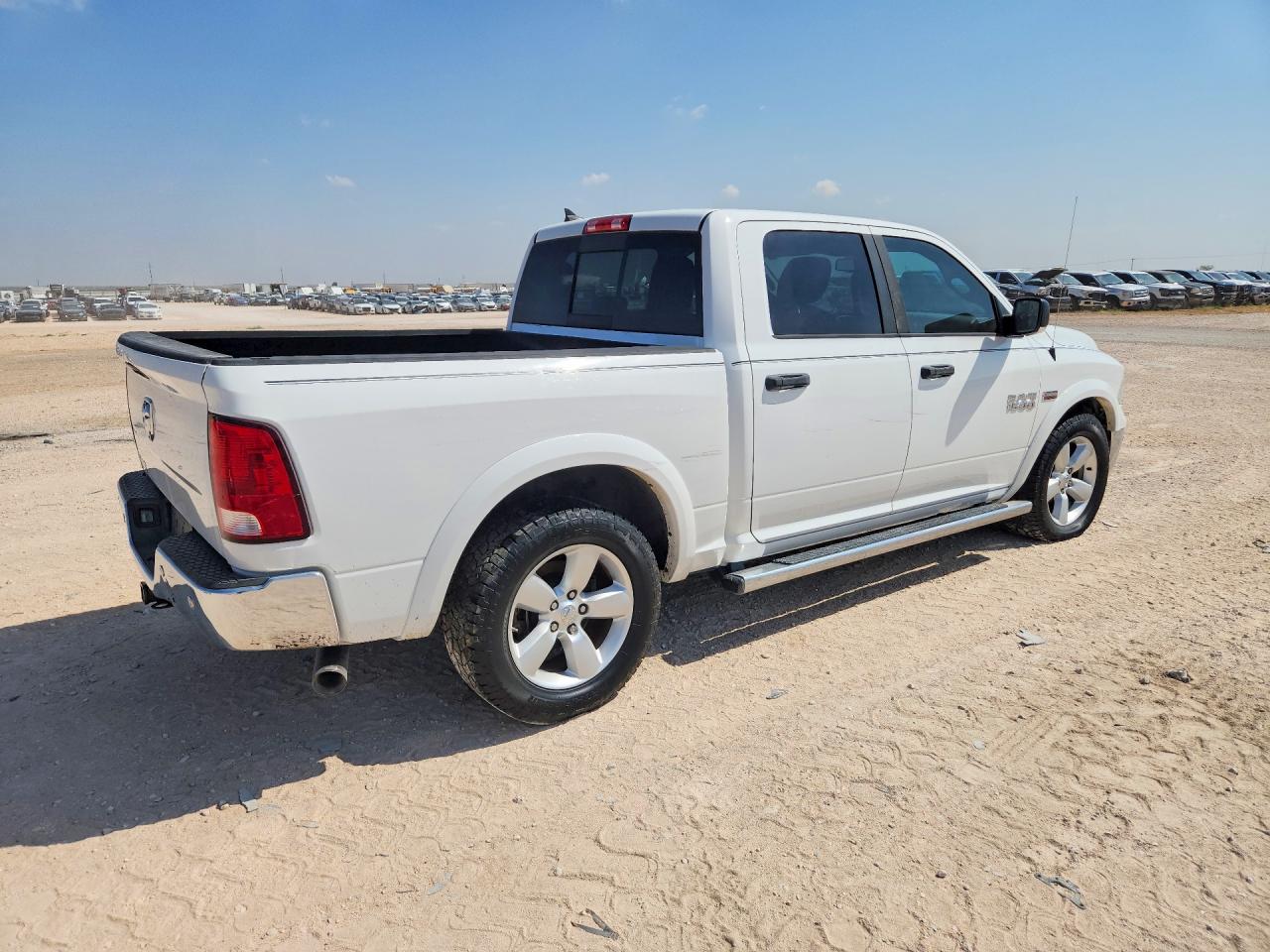 2015 Ram 1500 Slt White vin: 1C6RR6LT4FS639704