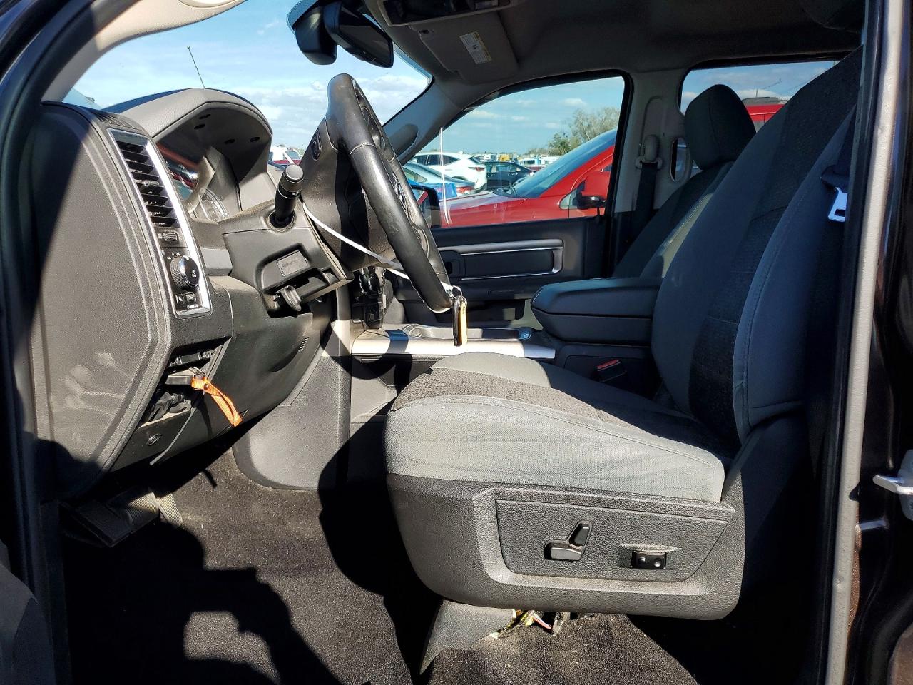 2016 Ram 1500 Slt Brown vin: 1C6RR6LT4GS368953