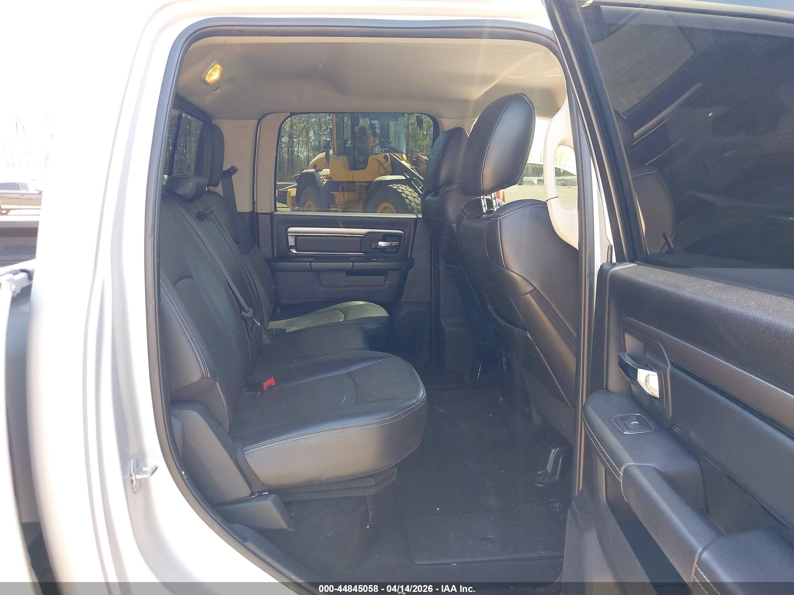 2014 Ram 1500 Big Horn Silver vin: 1C6RR6LT5ES223711