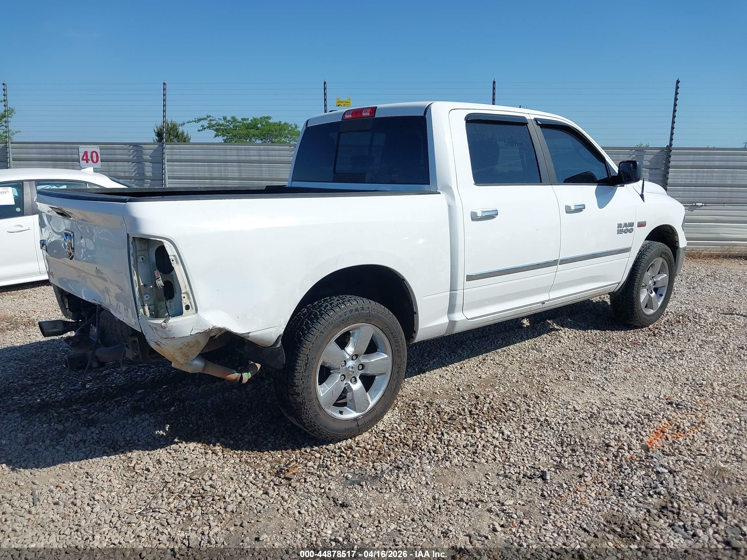 2015 Ram 1500 Big Horn White vin: 1C6RR6LT5FS542317
