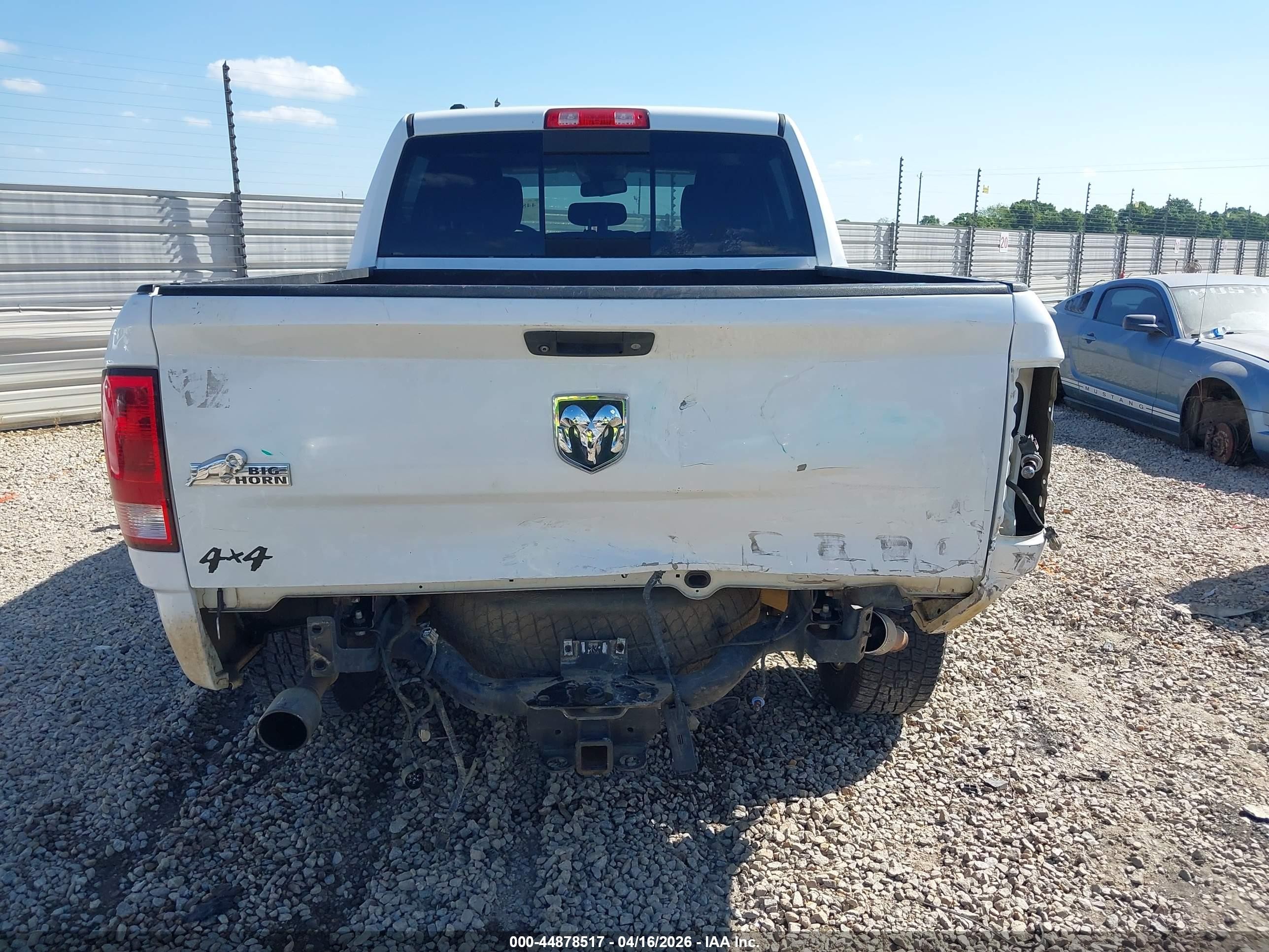 2015 Ram 1500 Big Horn White vin: 1C6RR6LT5FS542317