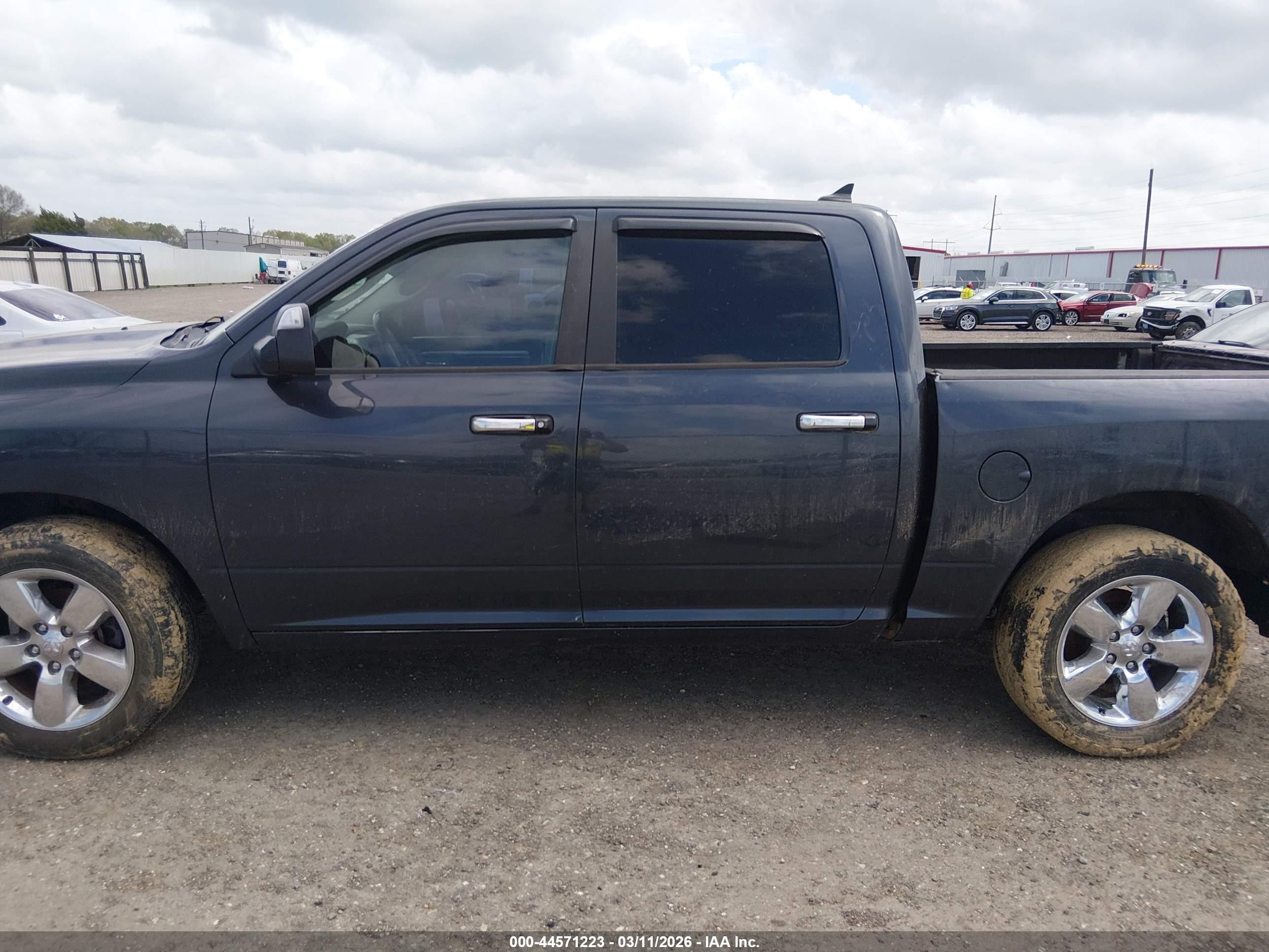 2016 Ram 1500 Big Horn Blue vin: 1C6RR6LT5GS182886