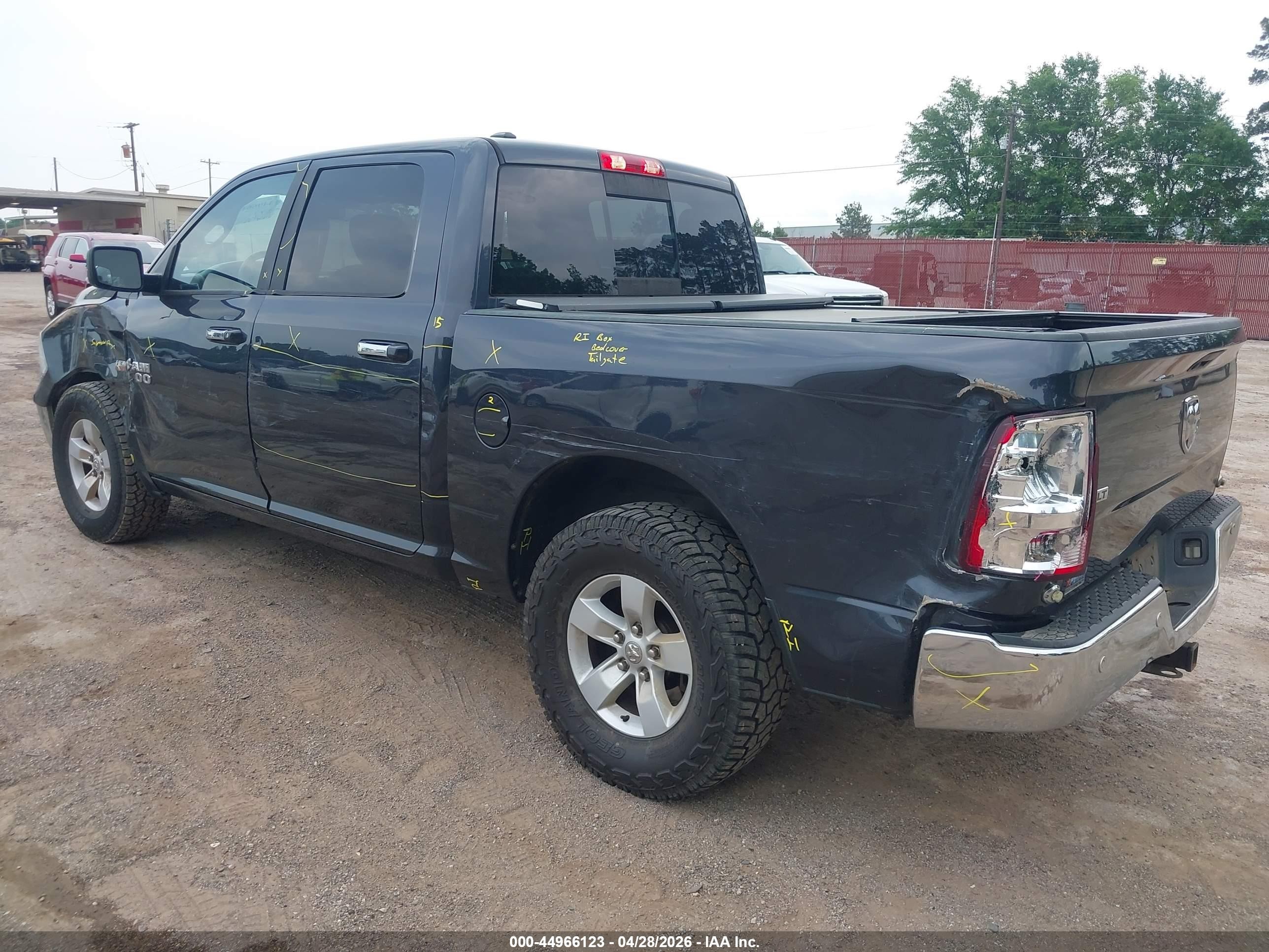 2018 Ram 1500 Slt  4x2 5'7 Box Gray vin: 1C6RR6LT5JS303536