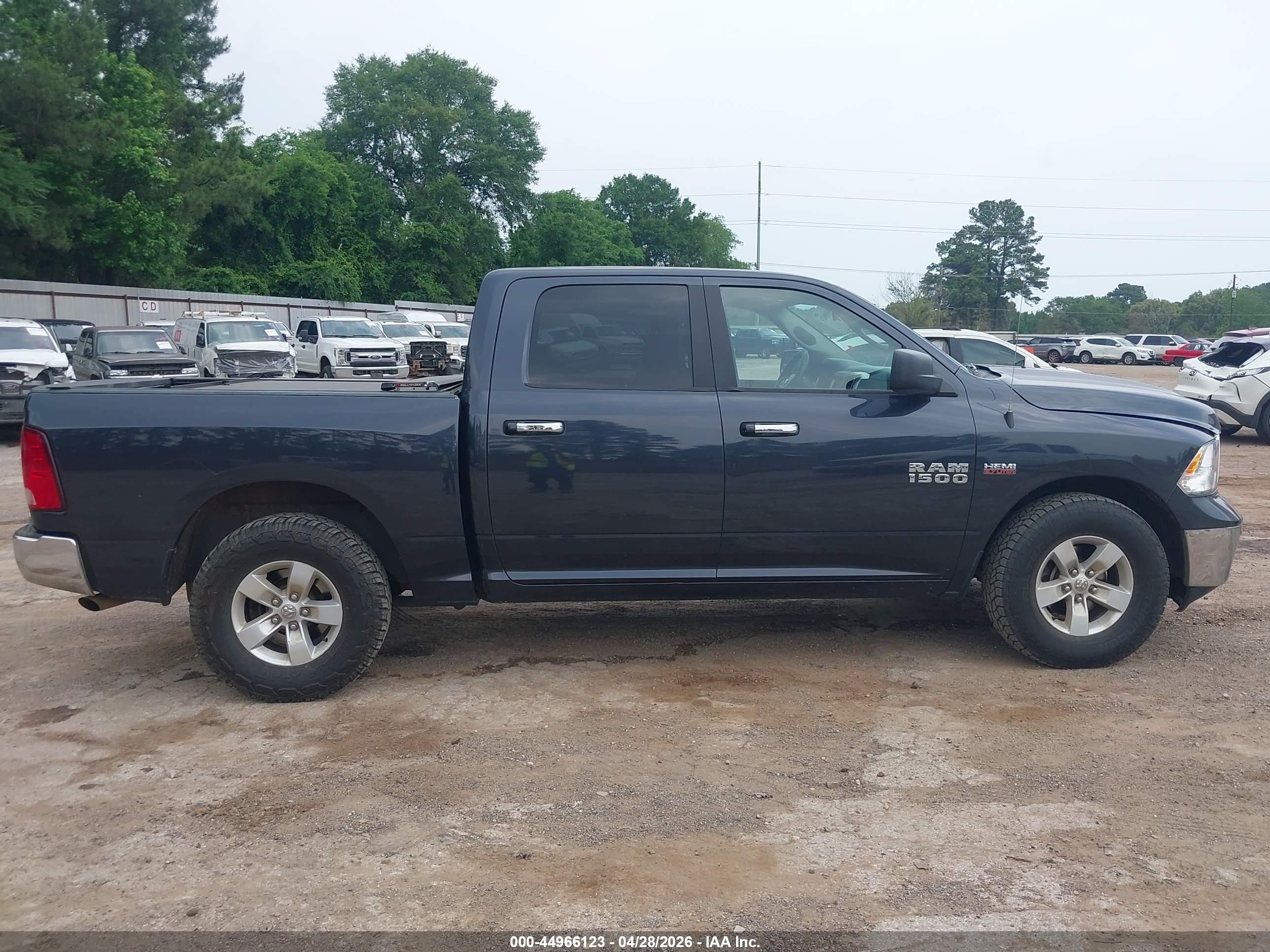 2018 Ram 1500 Slt  4x2 5'7 Box Gray vin: 1C6RR6LT5JS303536