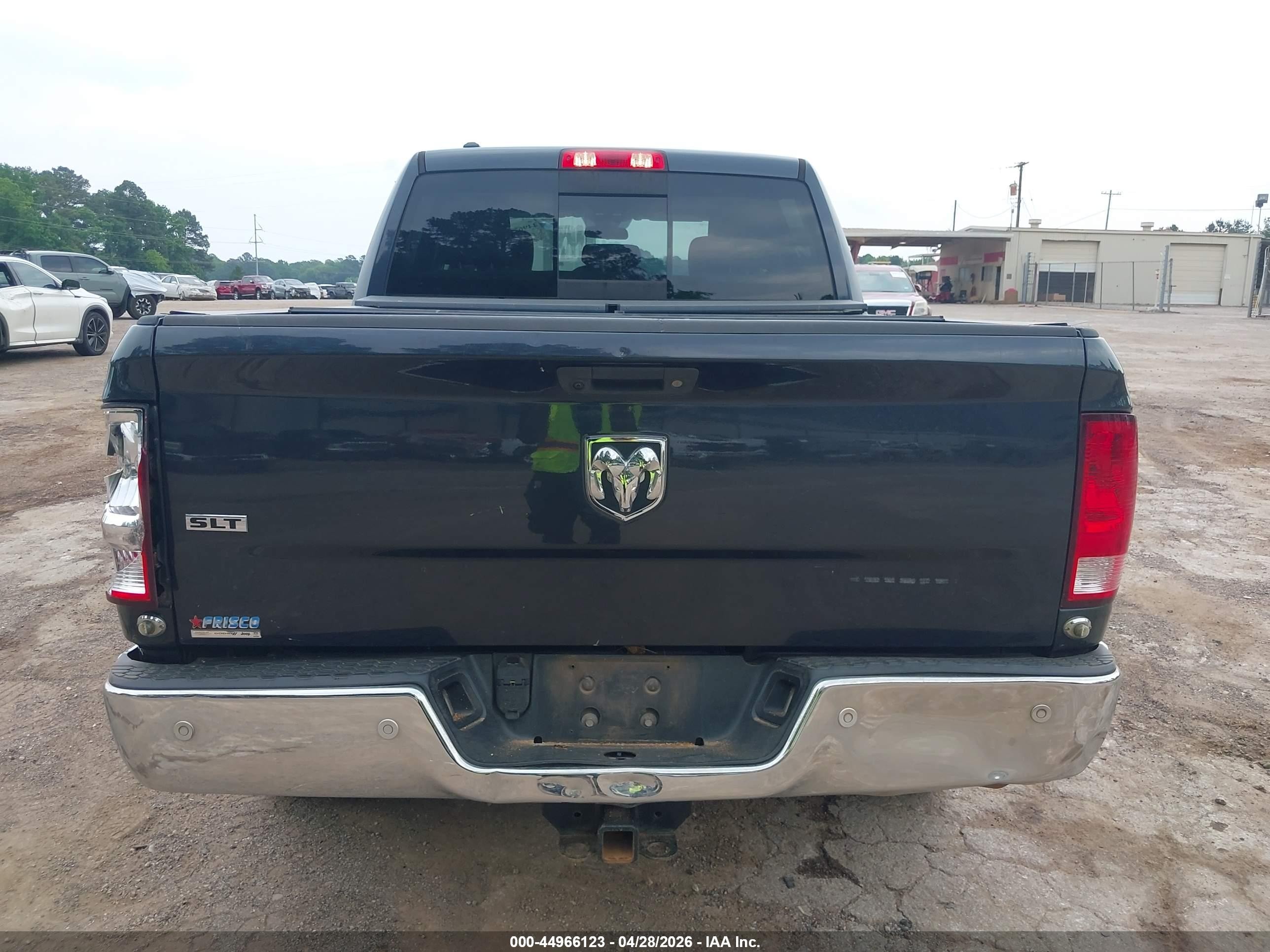 2018 Ram 1500 Slt  4x2 5'7 Box Gray vin: 1C6RR6LT5JS303536
