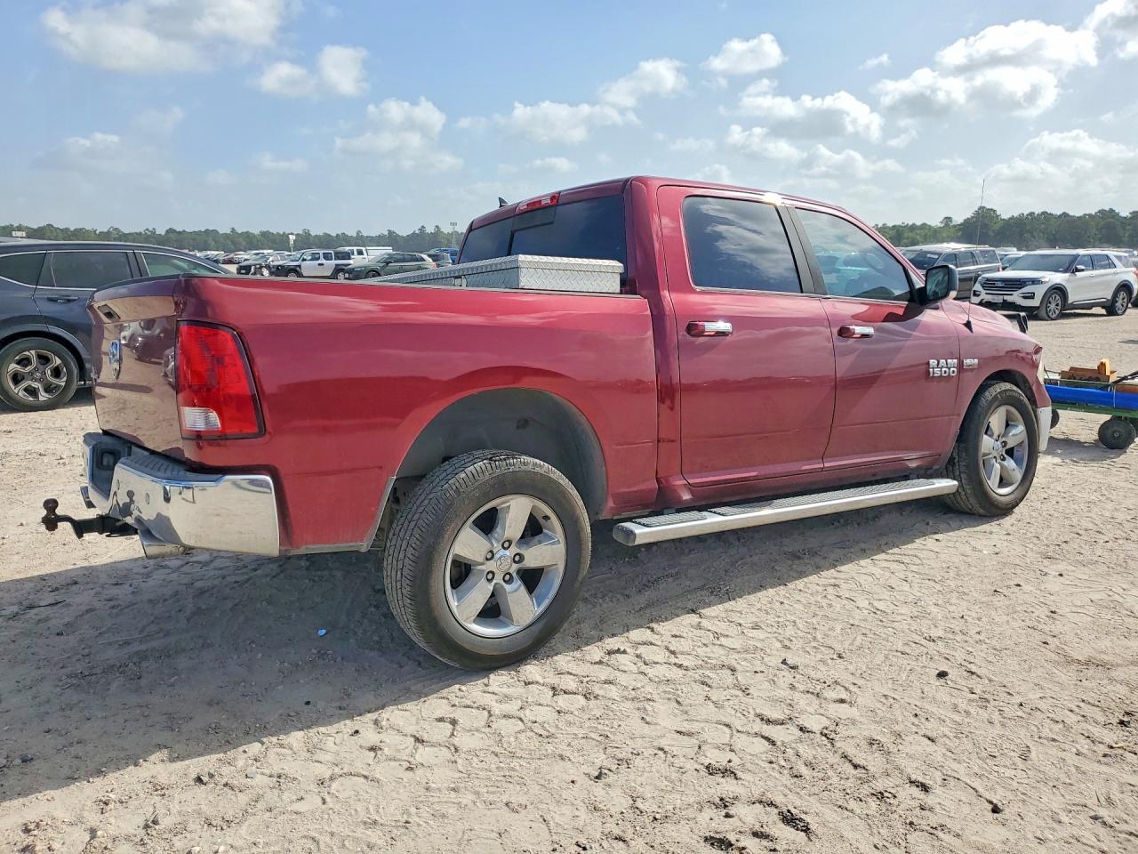 2015 Ram 1500 Slt Maroon vin: 1C6RR6LT7FS634562