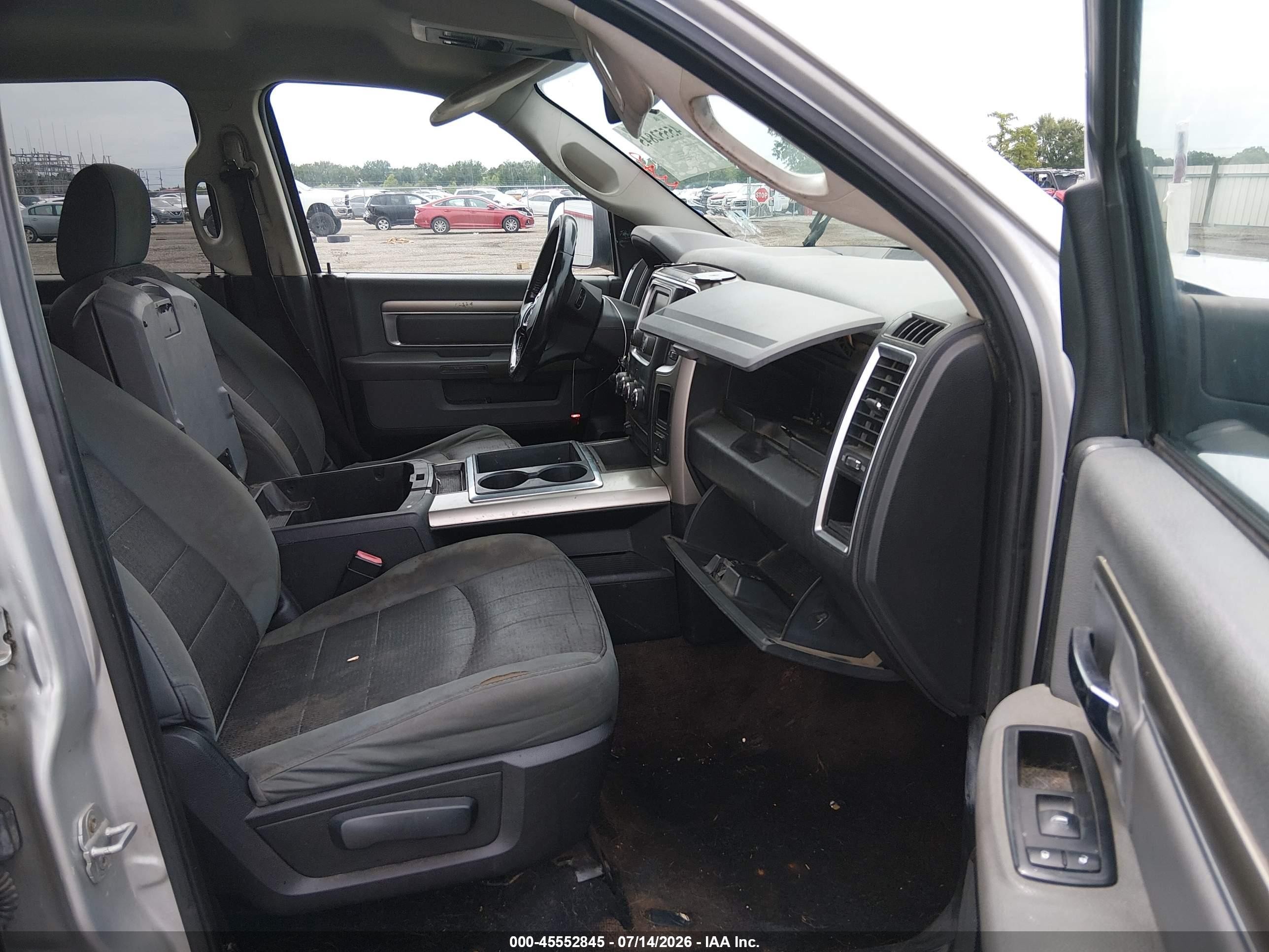 2014 Ram 1500 Big Horn Silver vin: 1C6RR6LT8ES228806