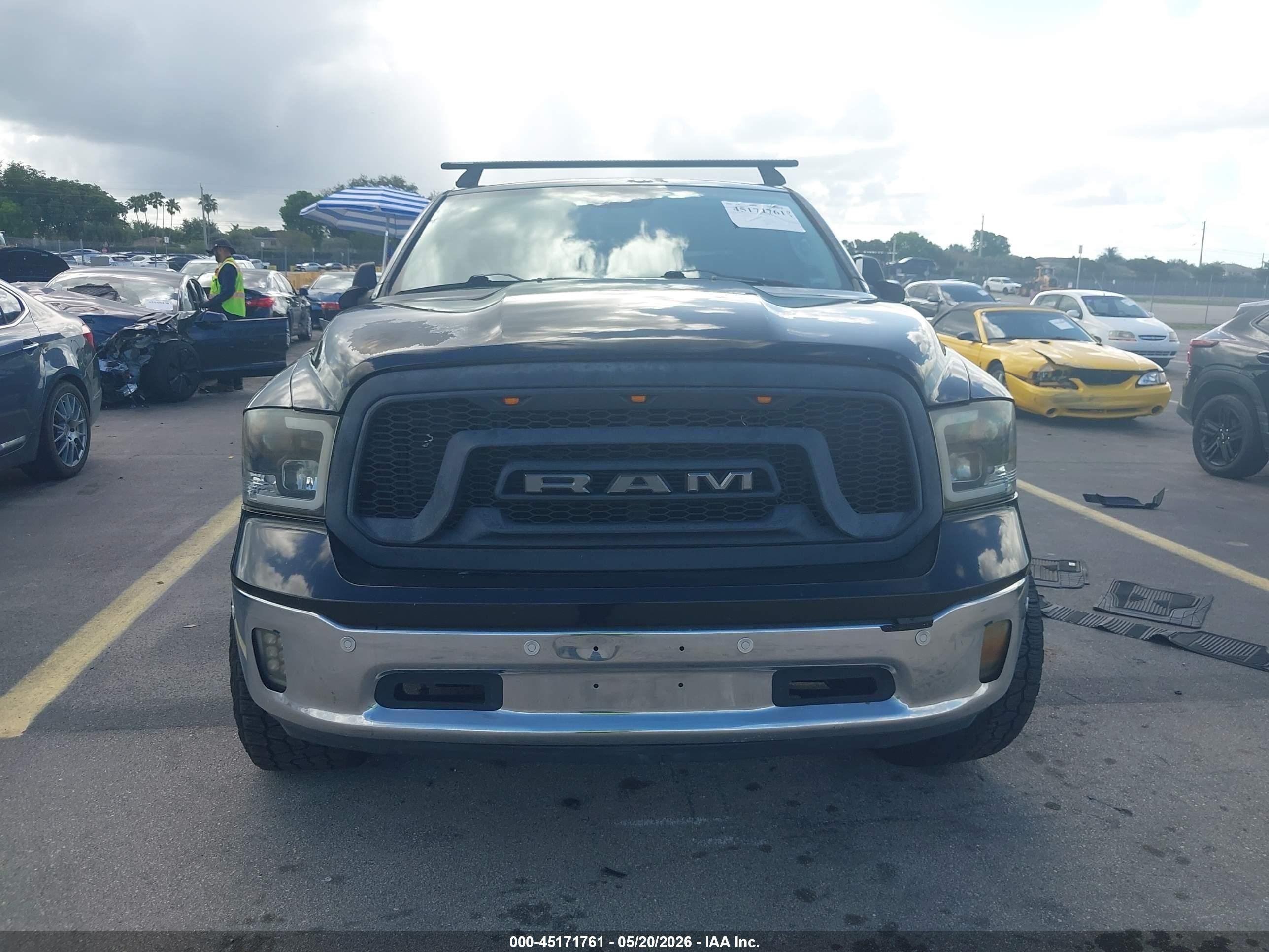 2015 Ram 1500 Big Horn Black vin: 1C6RR6LT8FS583895