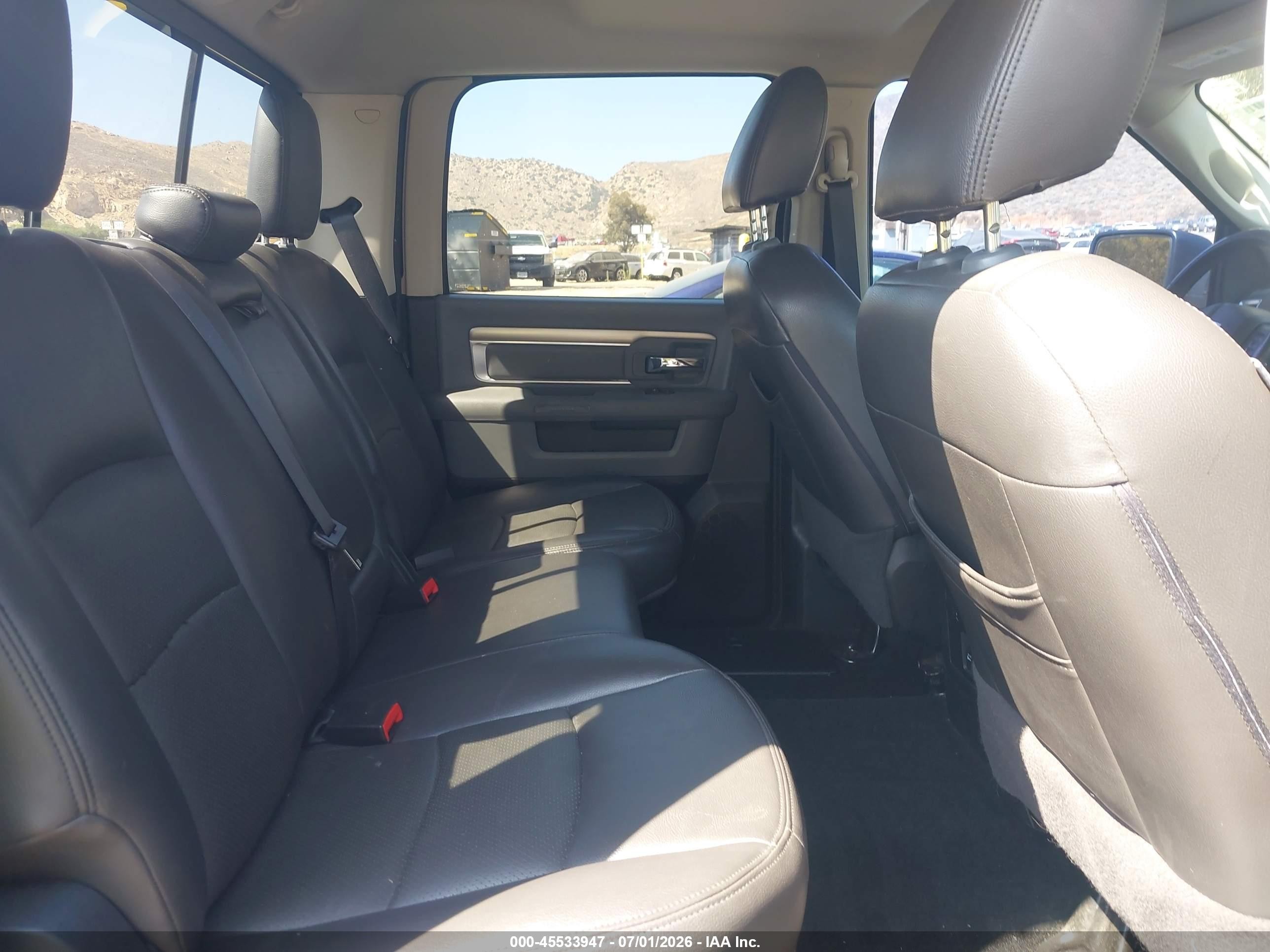 2015 Ram 1500 Outdoorsman Black vin: 1C6RR6LT8FS675427