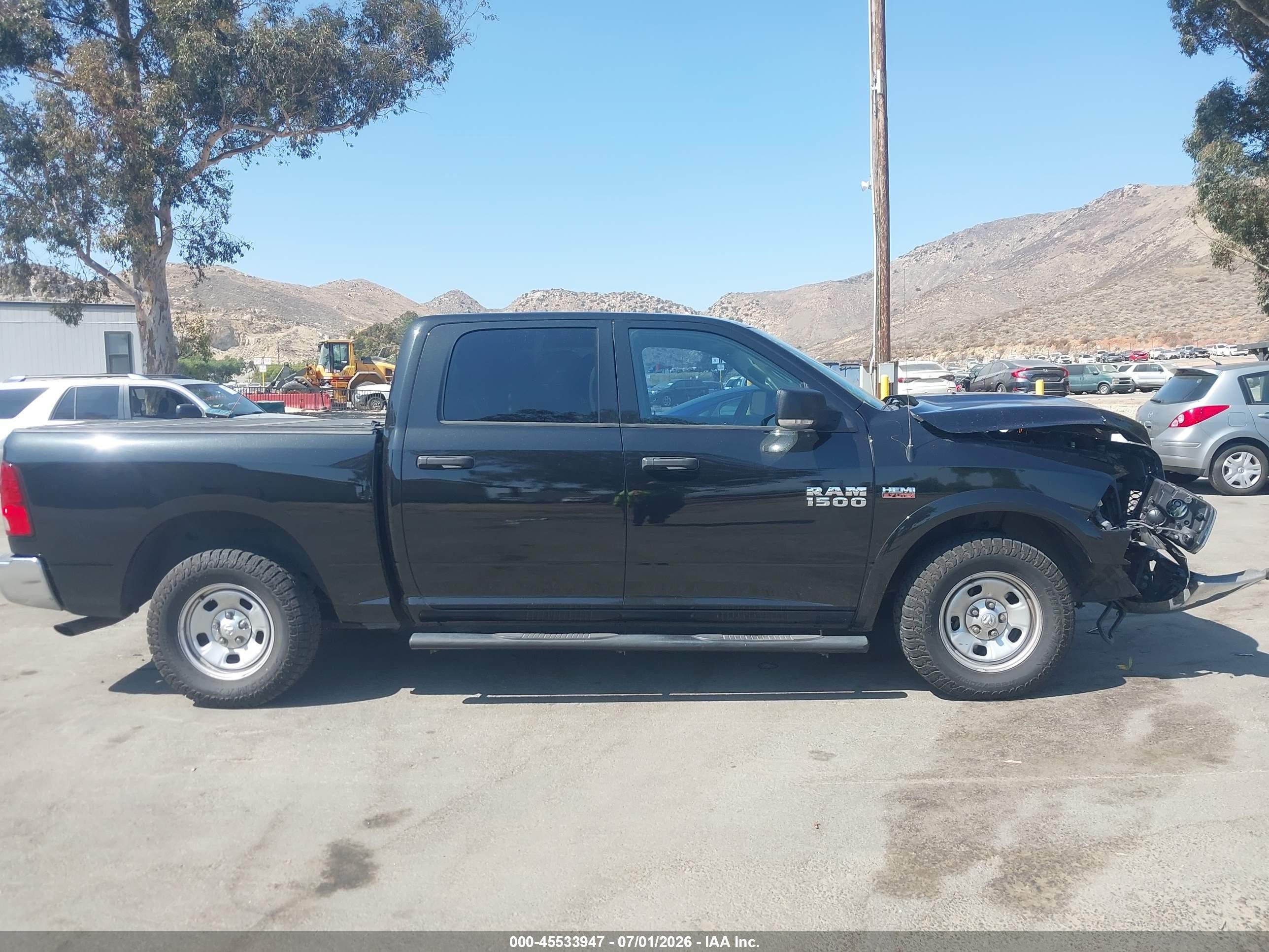 2015 Ram 1500 Outdoorsman Black vin: 1C6RR6LT8FS675427