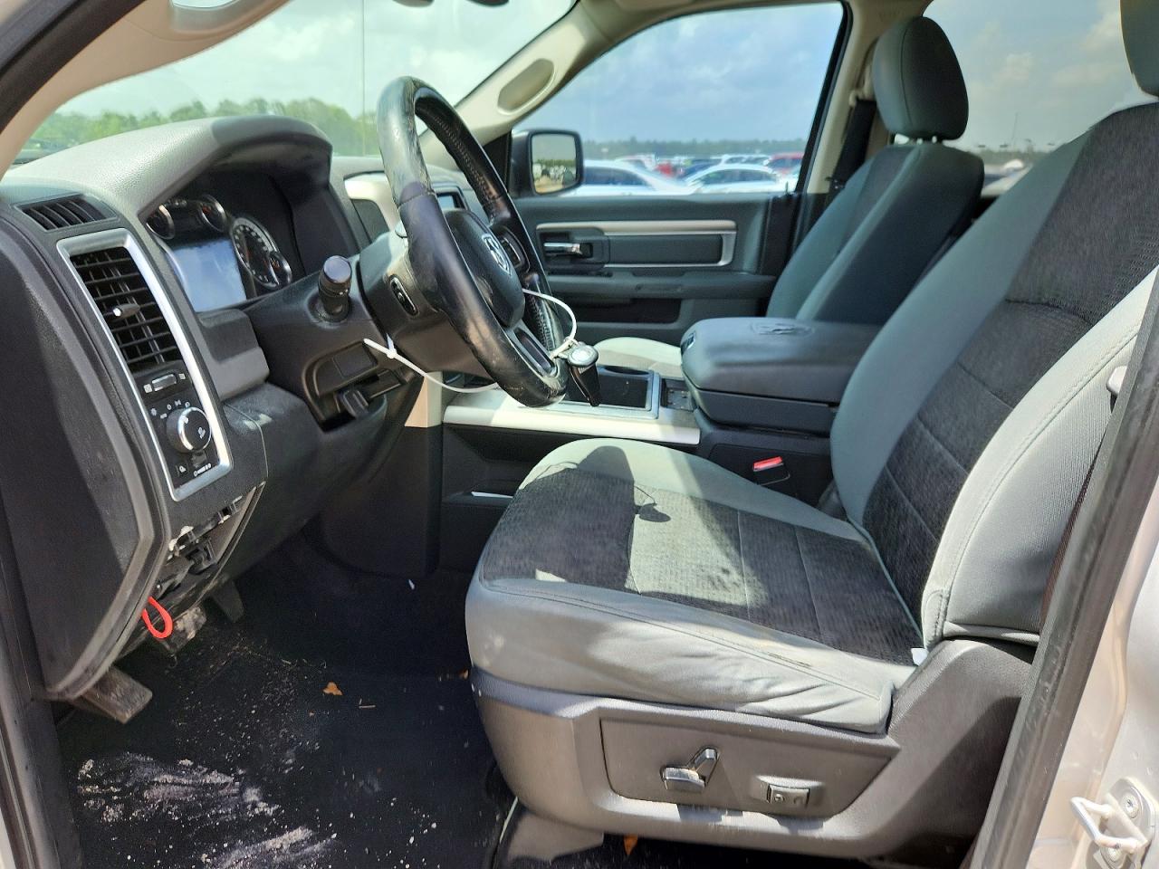 2014 Ram 1500 Slt Серебряный vin: 1C6RR6LT9ES190017
