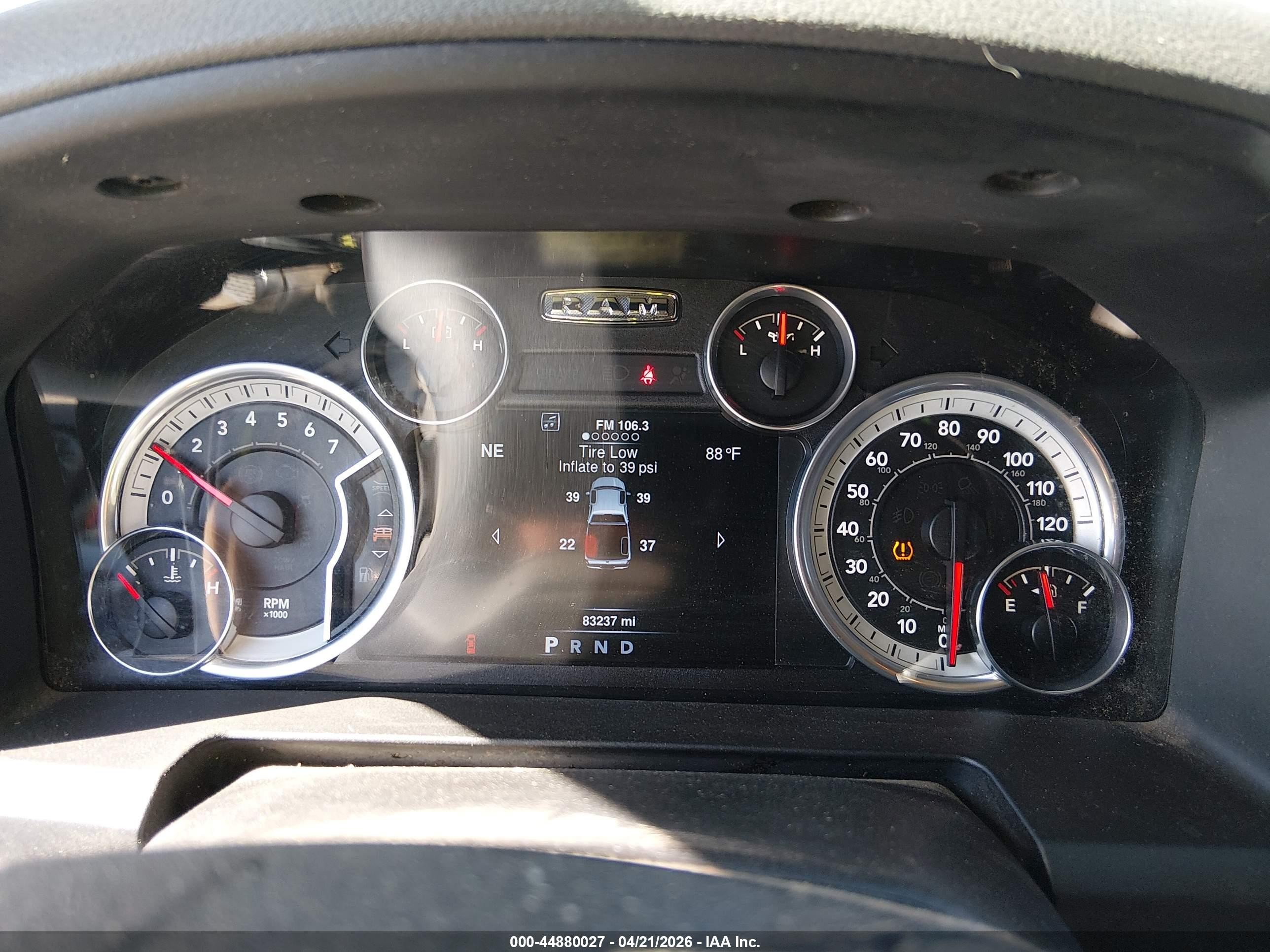 2016 Ram 1500 Lone Star Черный vin: 1C6RR6LT9GS128510