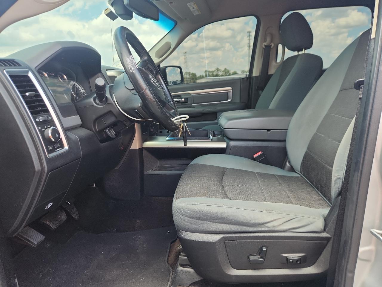 2014 Ram 1500 Slt Silver vin: 1C6RR6LTXES100437