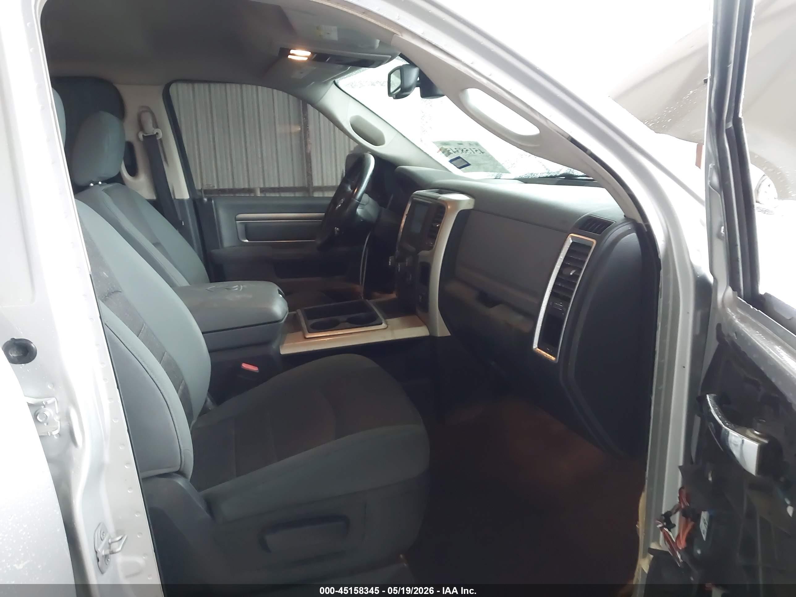 2015 Ram 1500 Lone Star Silver vin: 1C6RR6LTXFS570601