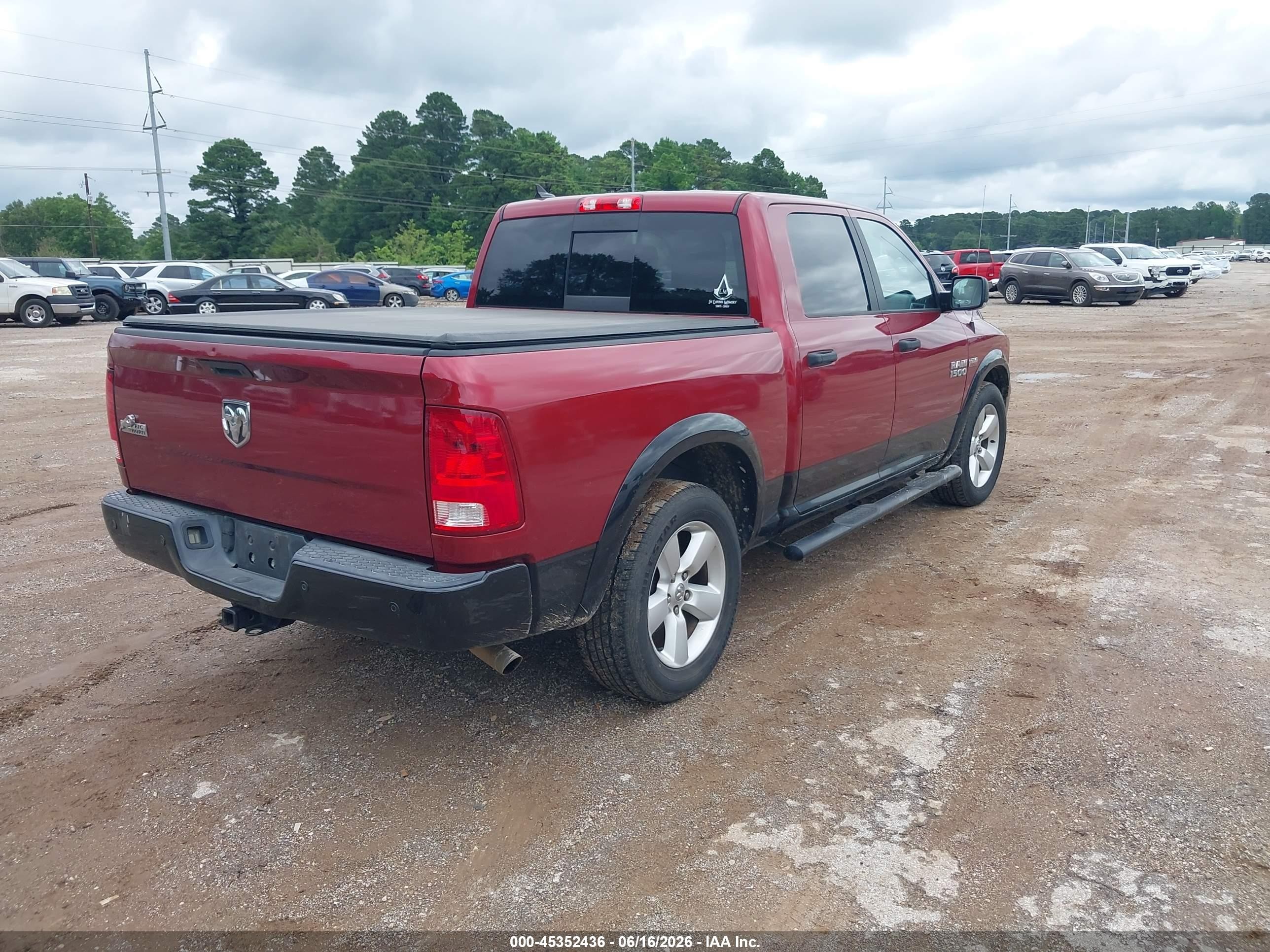 2015 Ram 1500 Outdoorsman Бордовый vin: 1C6RR6LTXFS639819