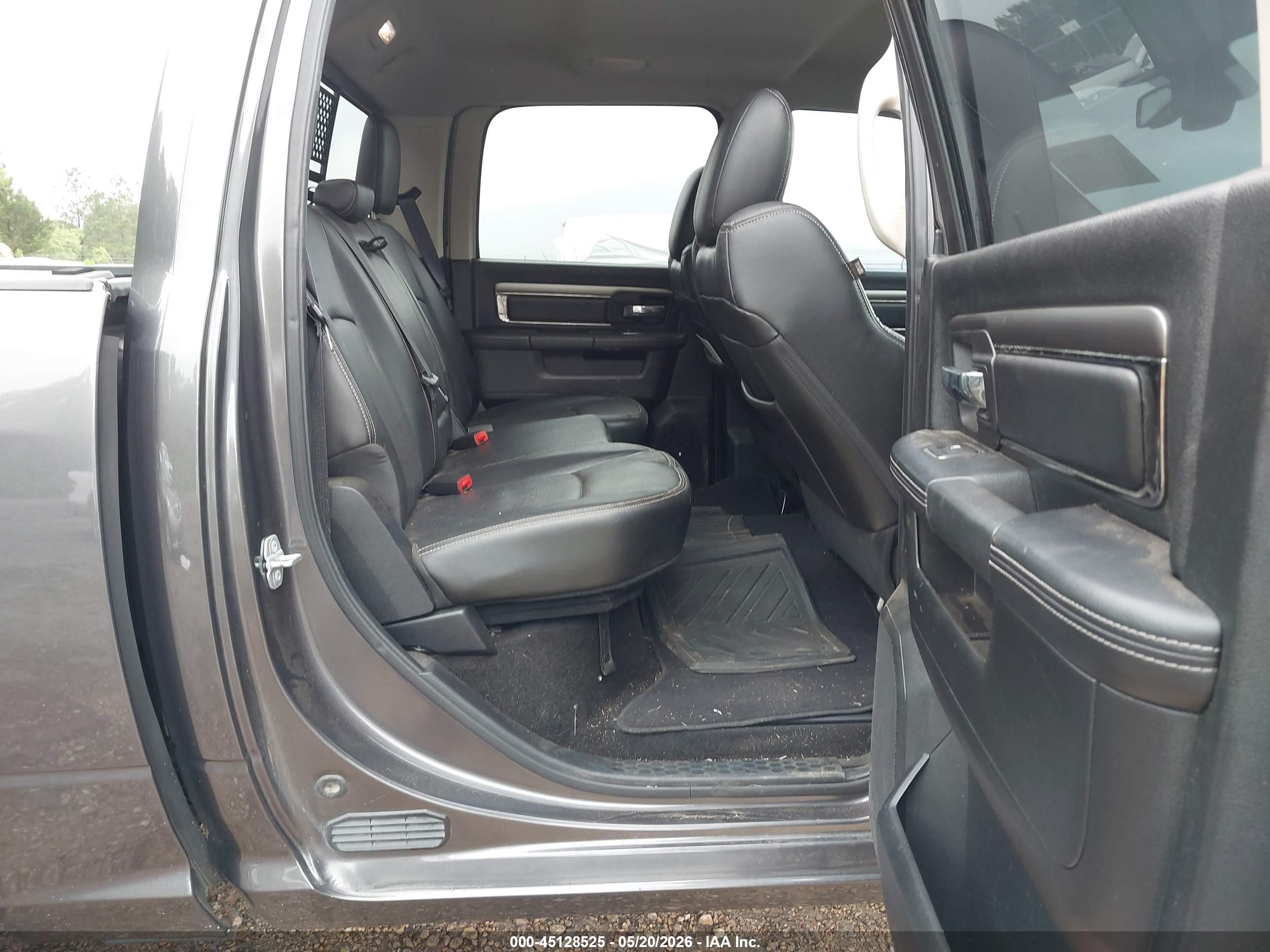 2015 Ram 1500 Sport Gray vin: 1C6RR6MT2FS605260