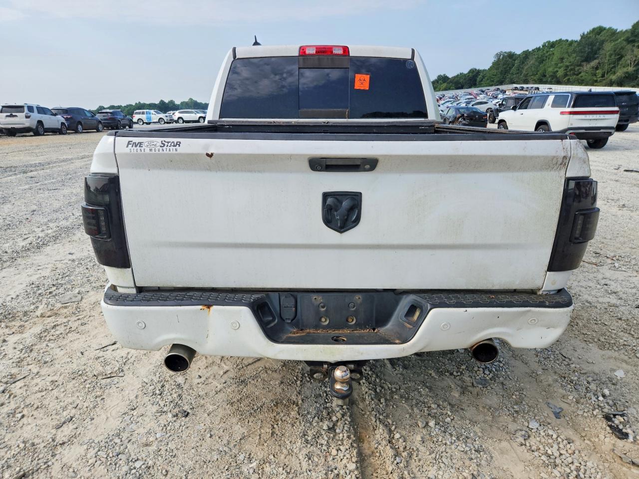 2014 Ram 1500 Sport White vin: 1C6RR6MT3ES384153