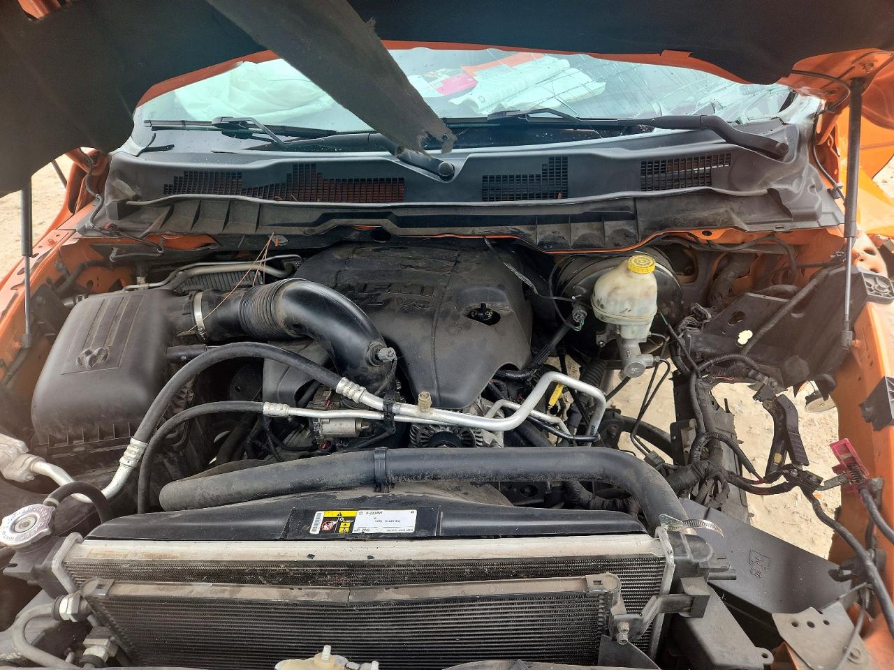 2015 Ram 1500 Sport Orange vin: 1C6RR6MT3FS701303