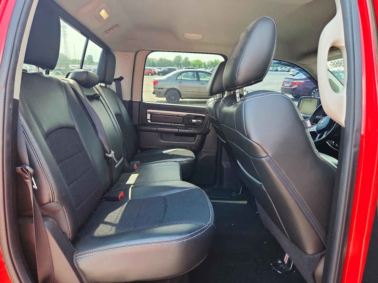 2013 Ram 1500 Sport Red vin: 1C6RR6MT4DS627449