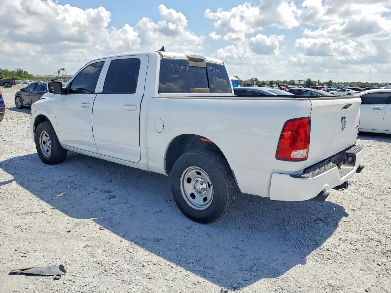 2015 Ram 1500 Sport White vin: 1C6RR6MT4FS592494