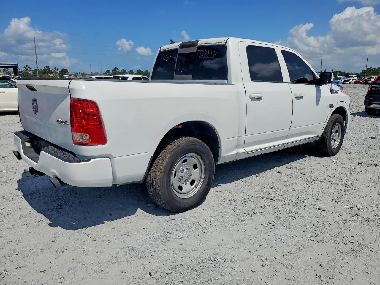 2015 Ram 1500 Sport White vin: 1C6RR6MT4FS592494