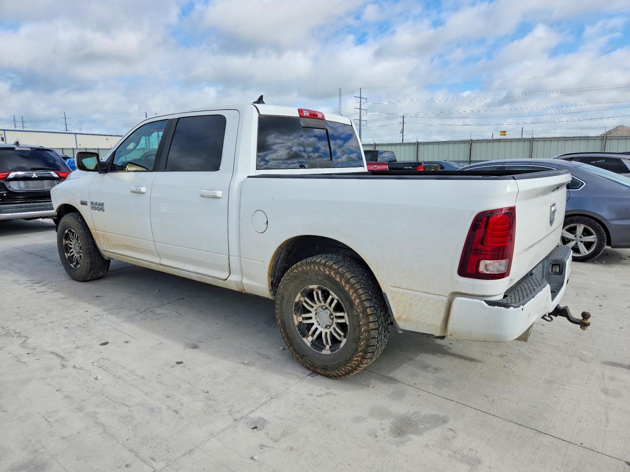 2014 Ram 1500 Sport White vin: 1C6RR6MT5ES333012