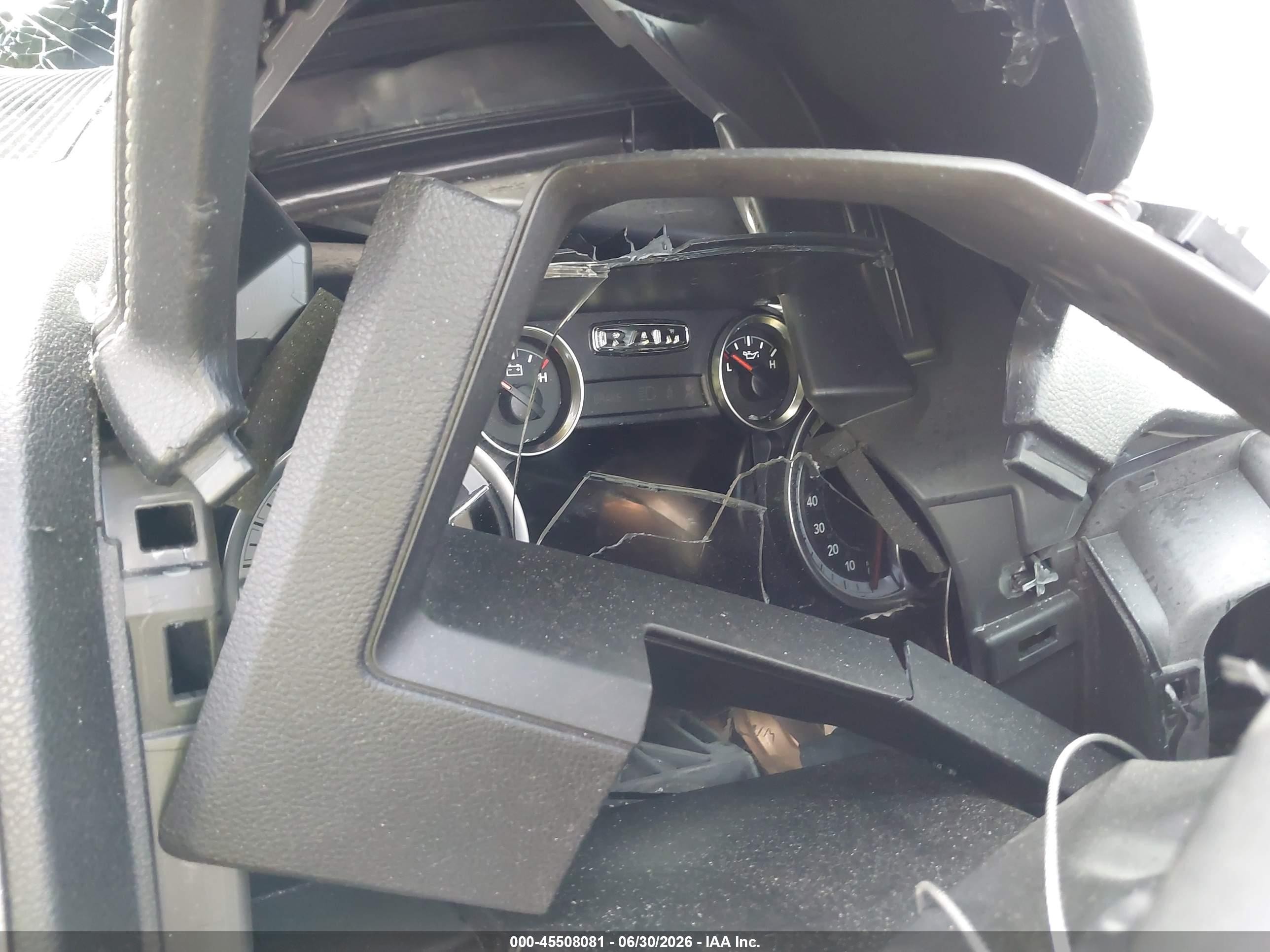 2014 Ram 1500 Sport Silver vin: 1C6RR6MT7ES144474