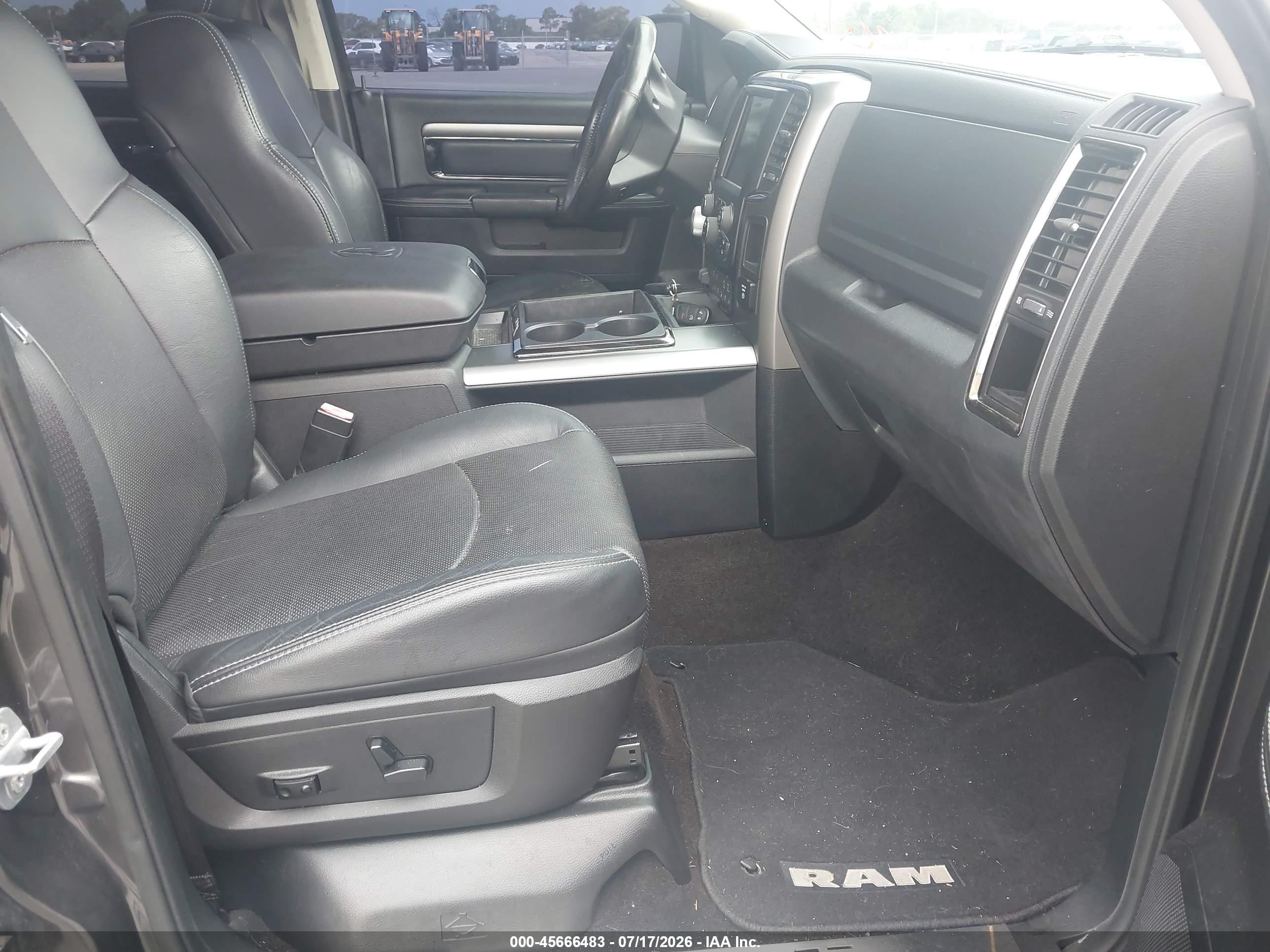 2015 Ram 1500 Sport Черный vin: 1C6RR6MTXFS629368