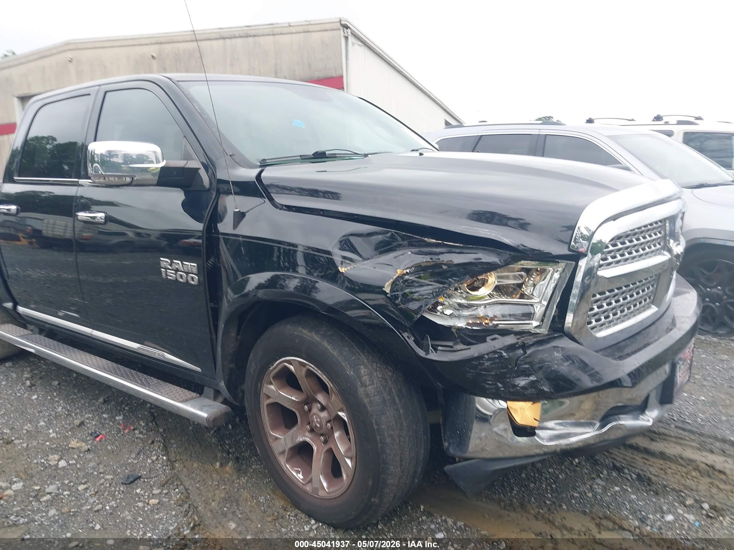 2015 Ram 1500 Laramie Black vin: 1C6RR6NG1FS518337