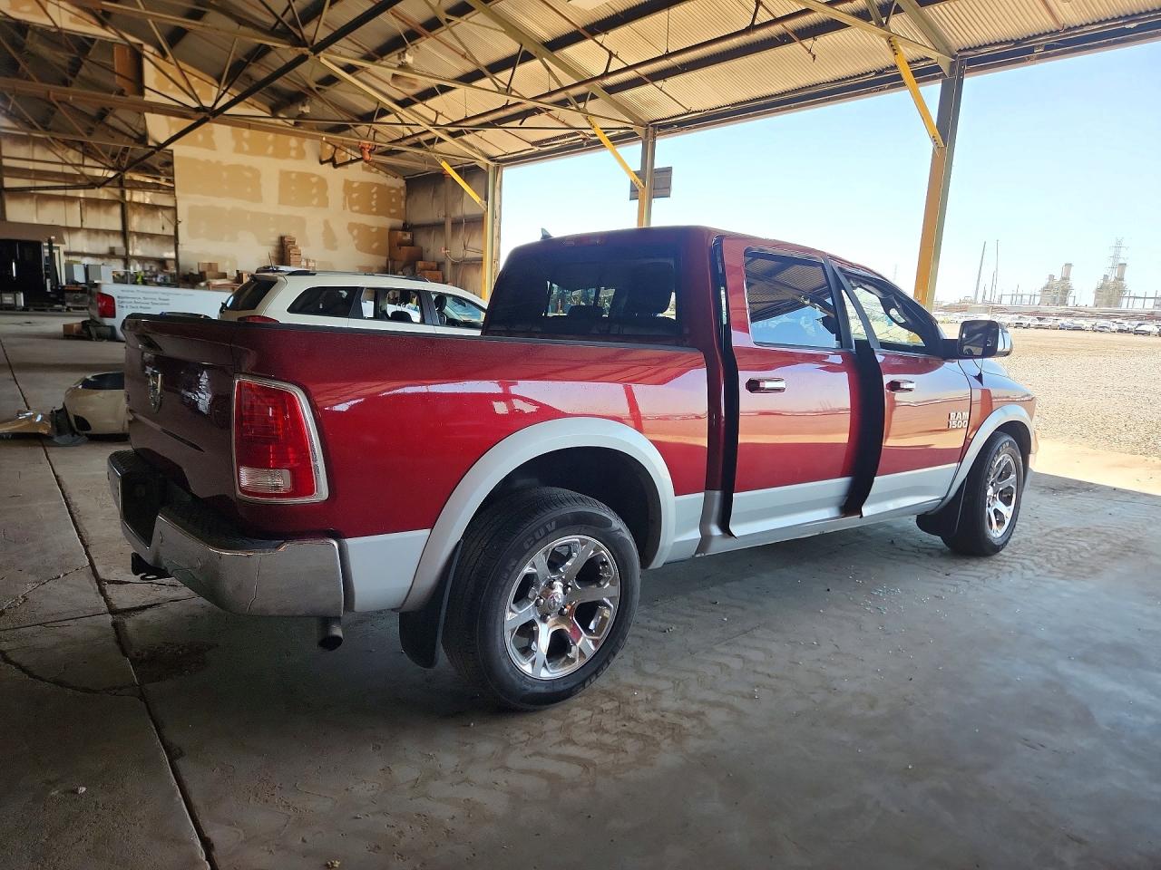 2015 Ram 1500 Laramie Burgundy vin: 1C6RR6NG7FS553397