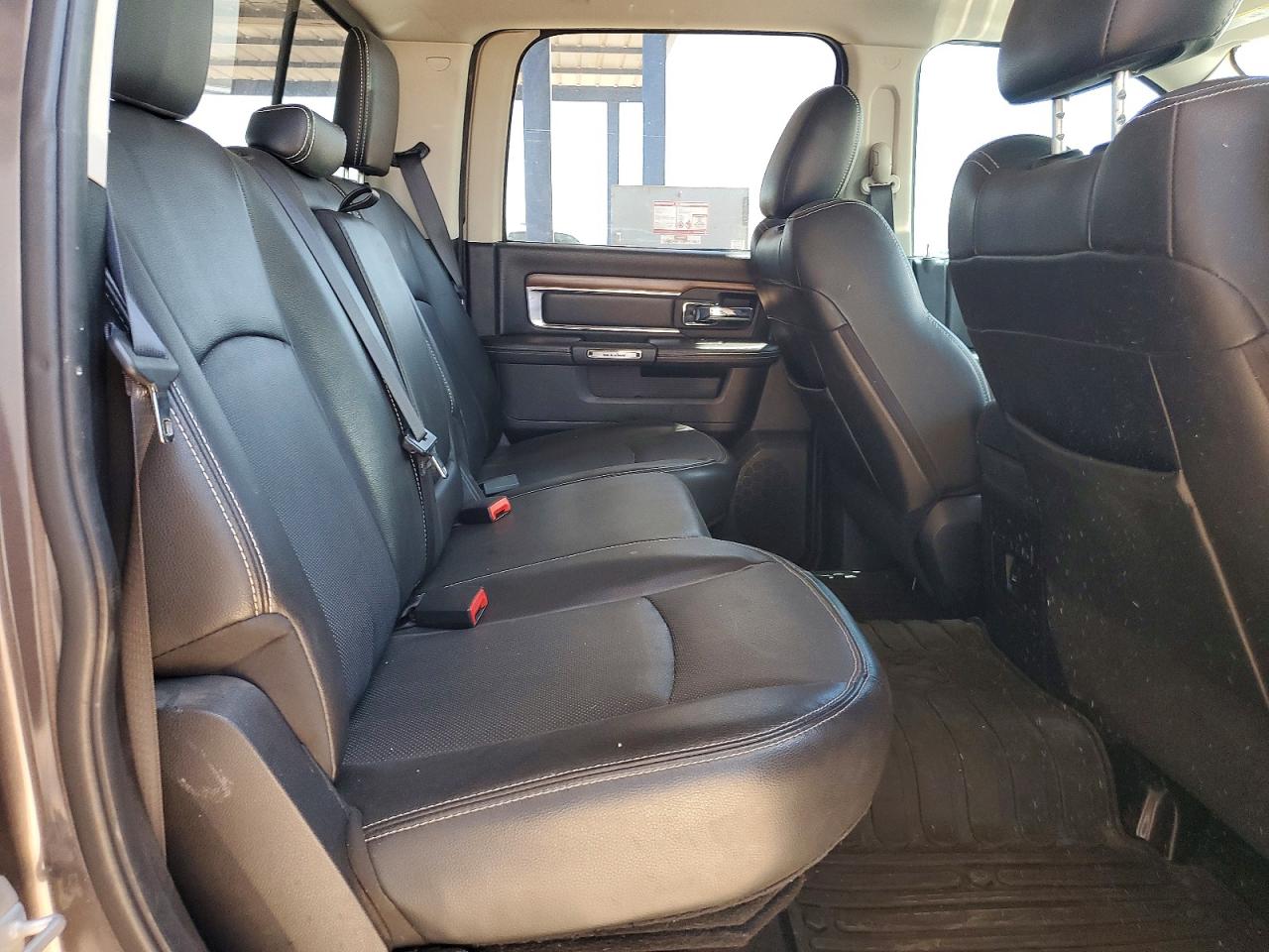 2014 Ram 1500 Laramie Gray vin: 1C6RR6NM4ES474810