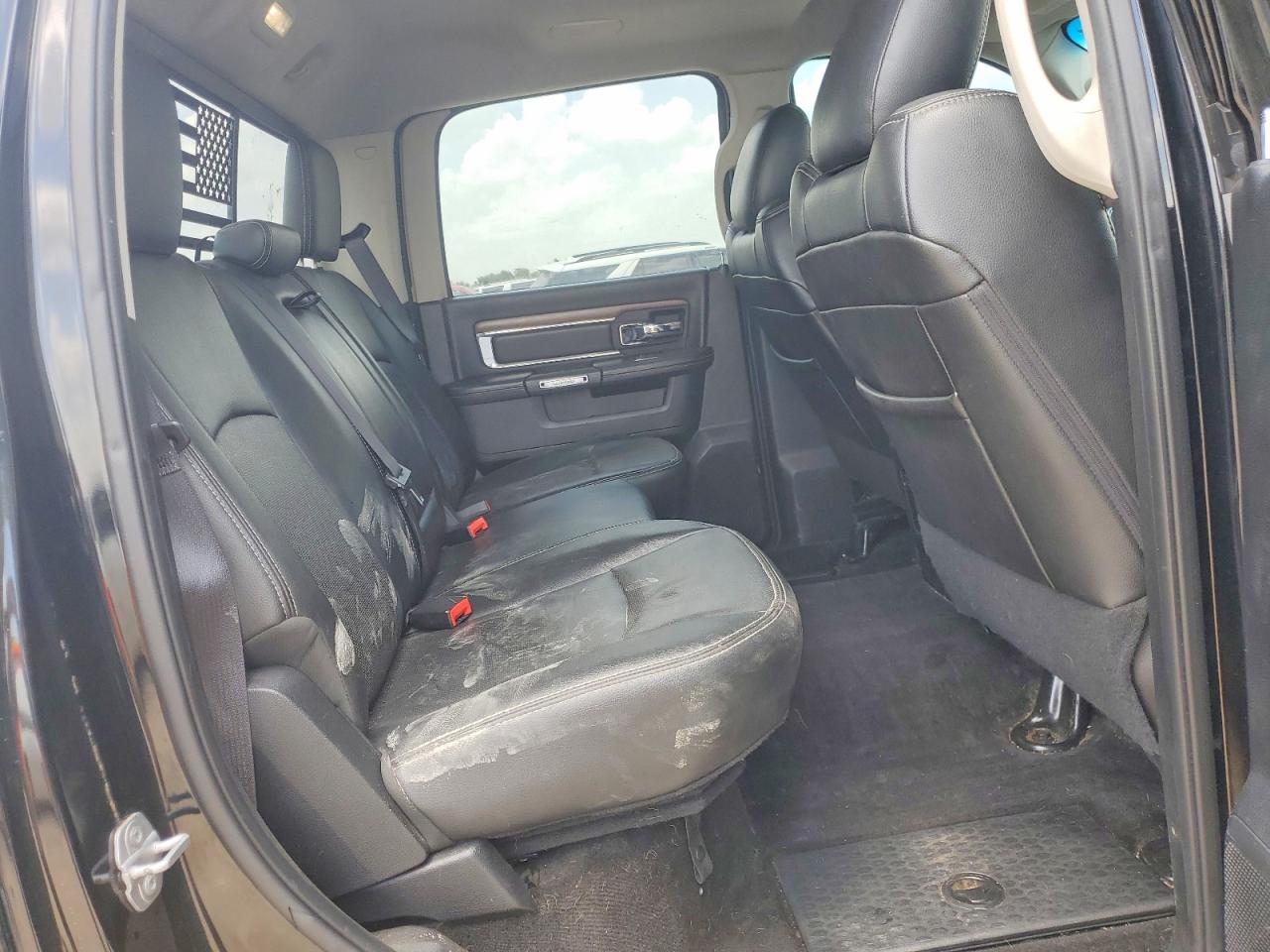 2015 Ram 1500 Laramie Black vin: 1C6RR6NMXFS590014